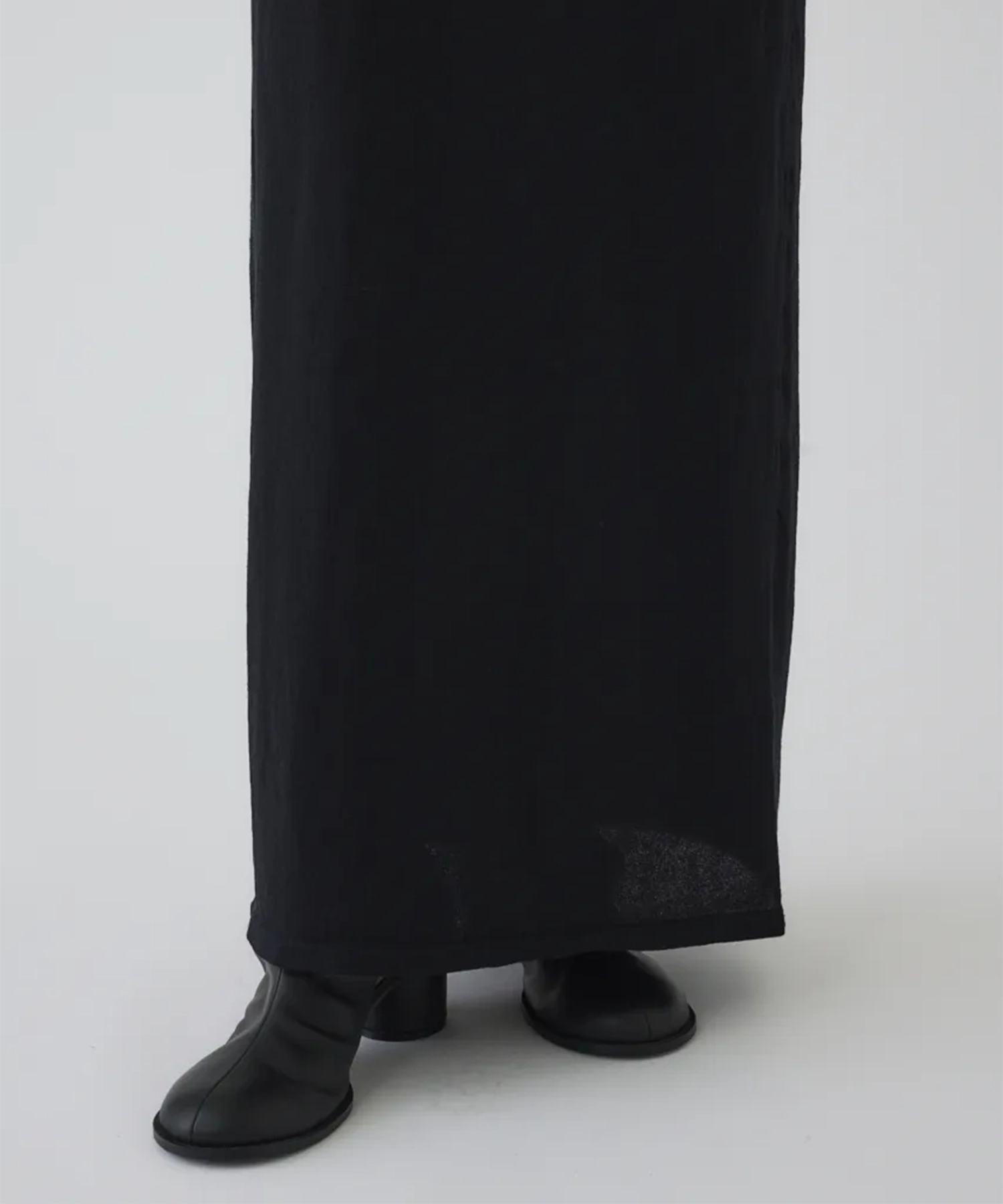 BLACK DRESS [1] RIM.ARK