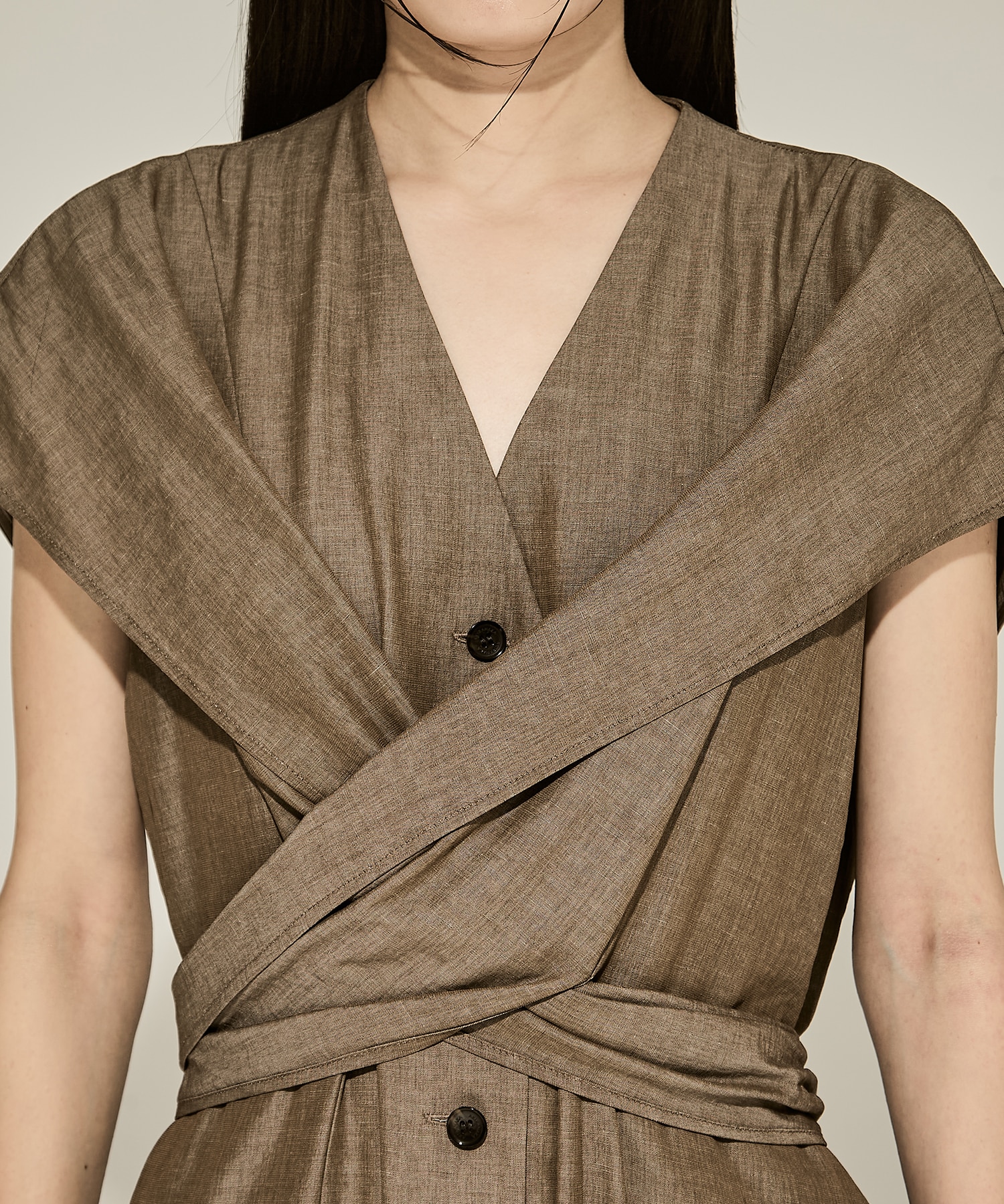 Valeria knot panel dress KH AKIRANAKA