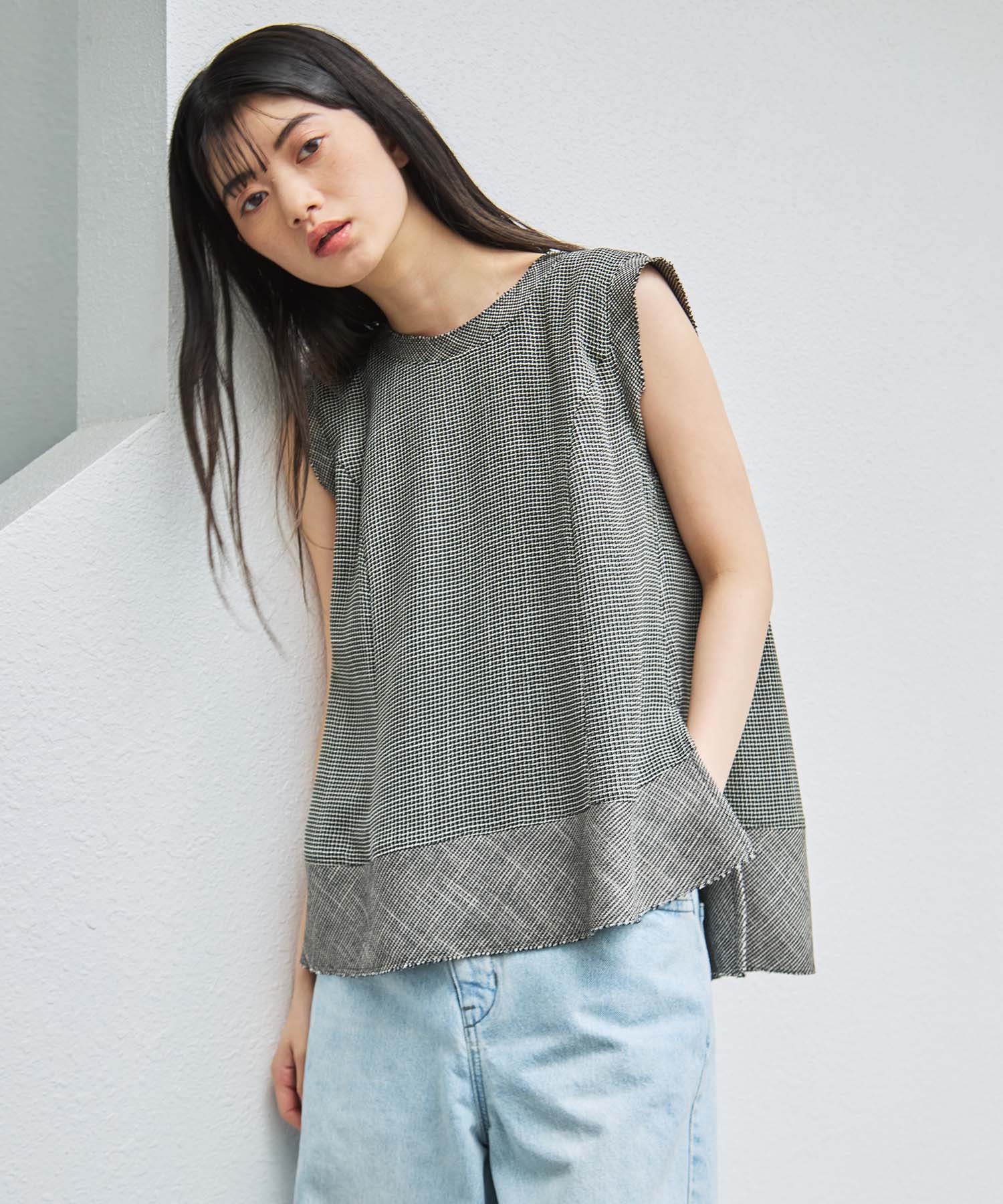 Sleeveless Washable Mesh Blouse STUDIOUS
