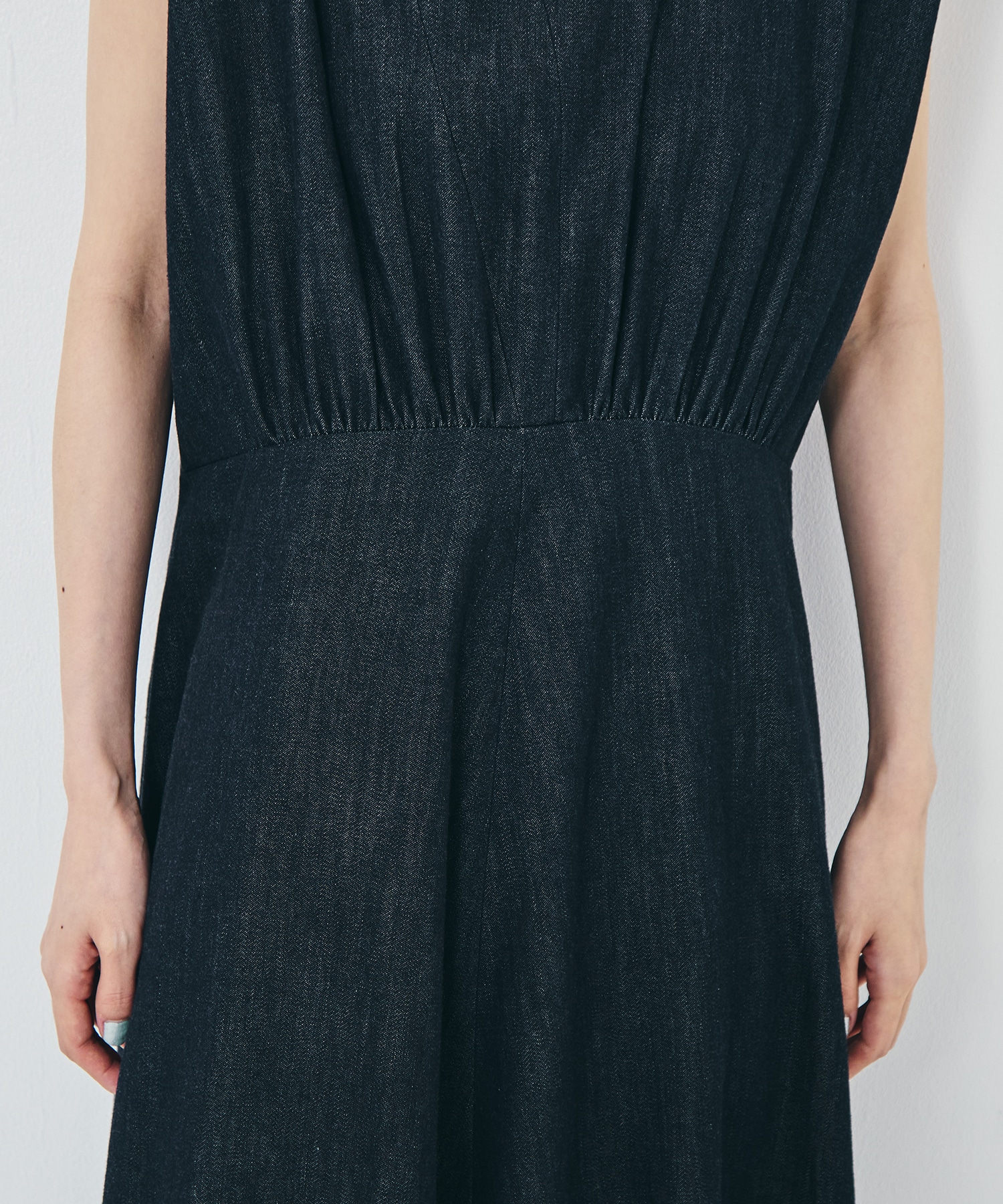別注CUT-OUT FLERED DRESS 