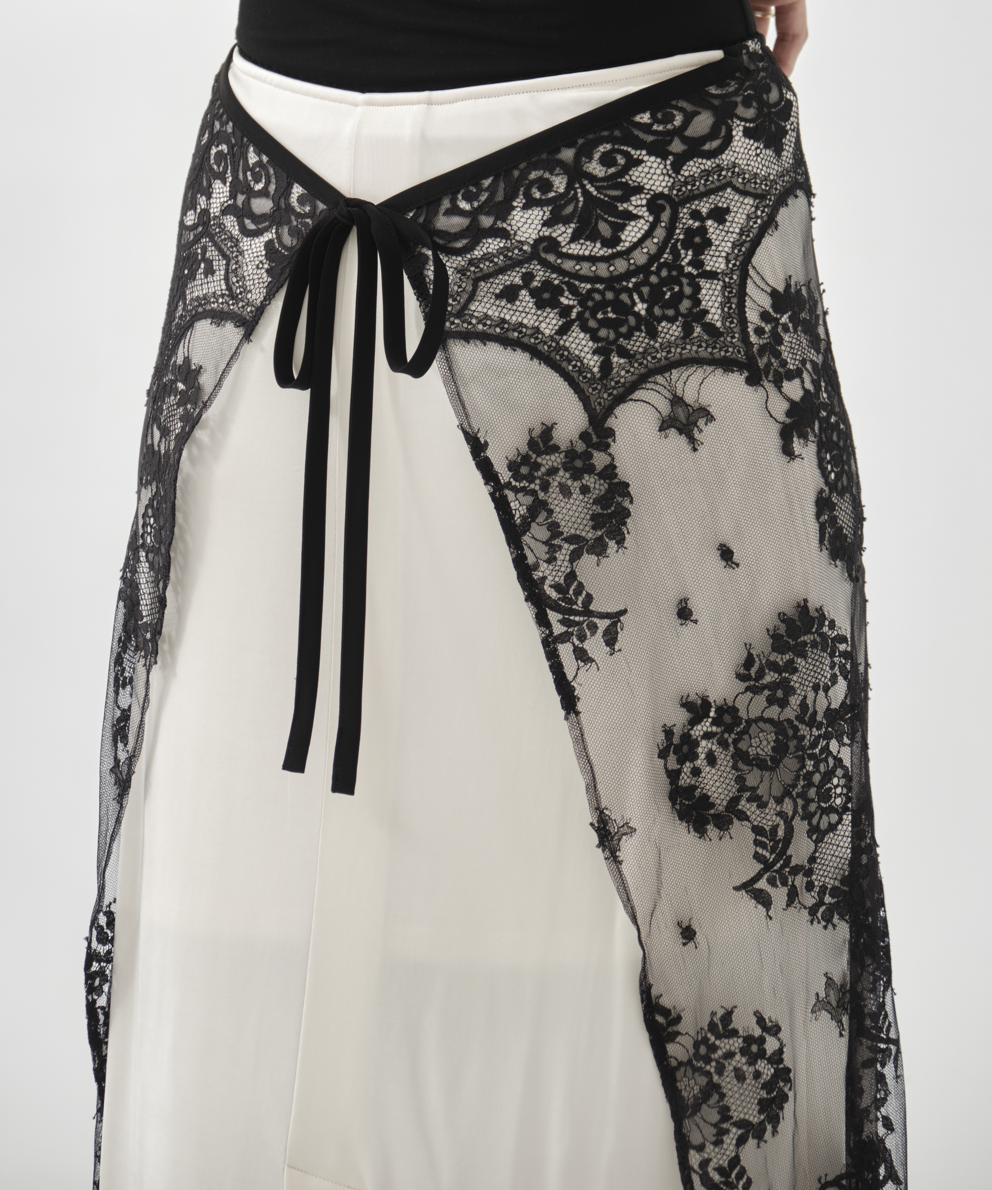 EMBROIDERED LACE SKIRT FETICO