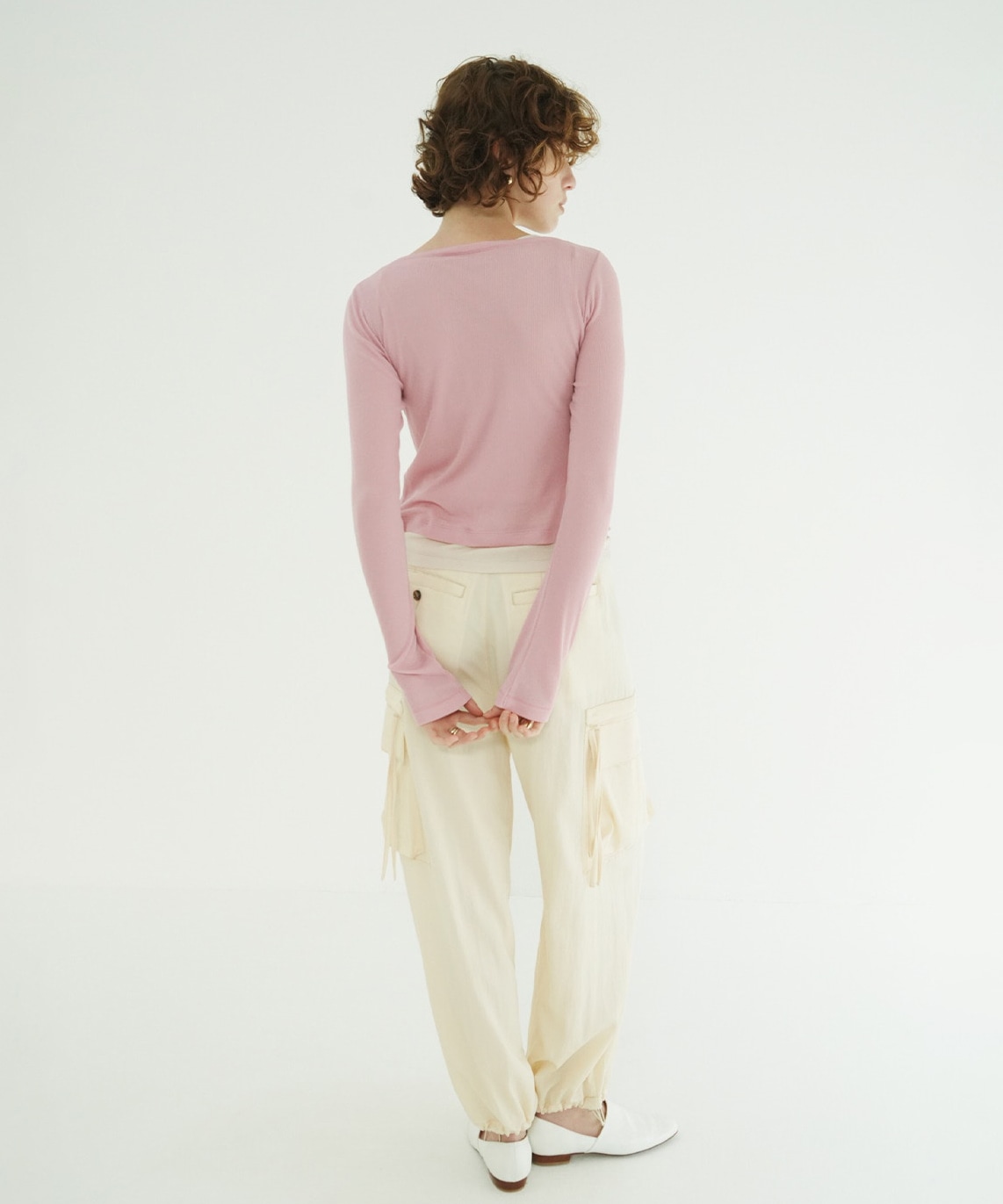 CURVED NECK LAYERED SET TOPS CLANE