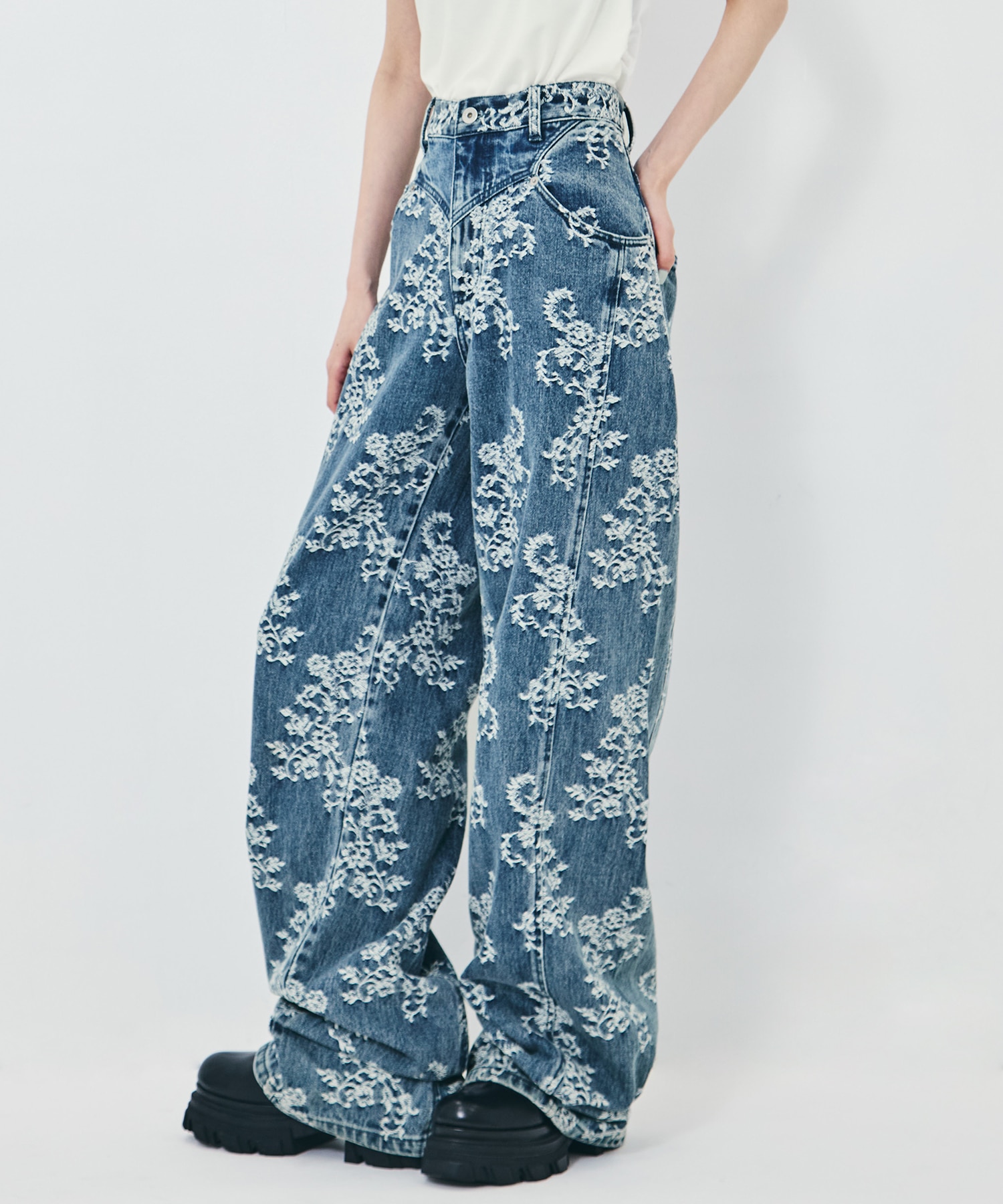 LACE-JACQUARD DENIM STRAIGHT JEANS FETICO