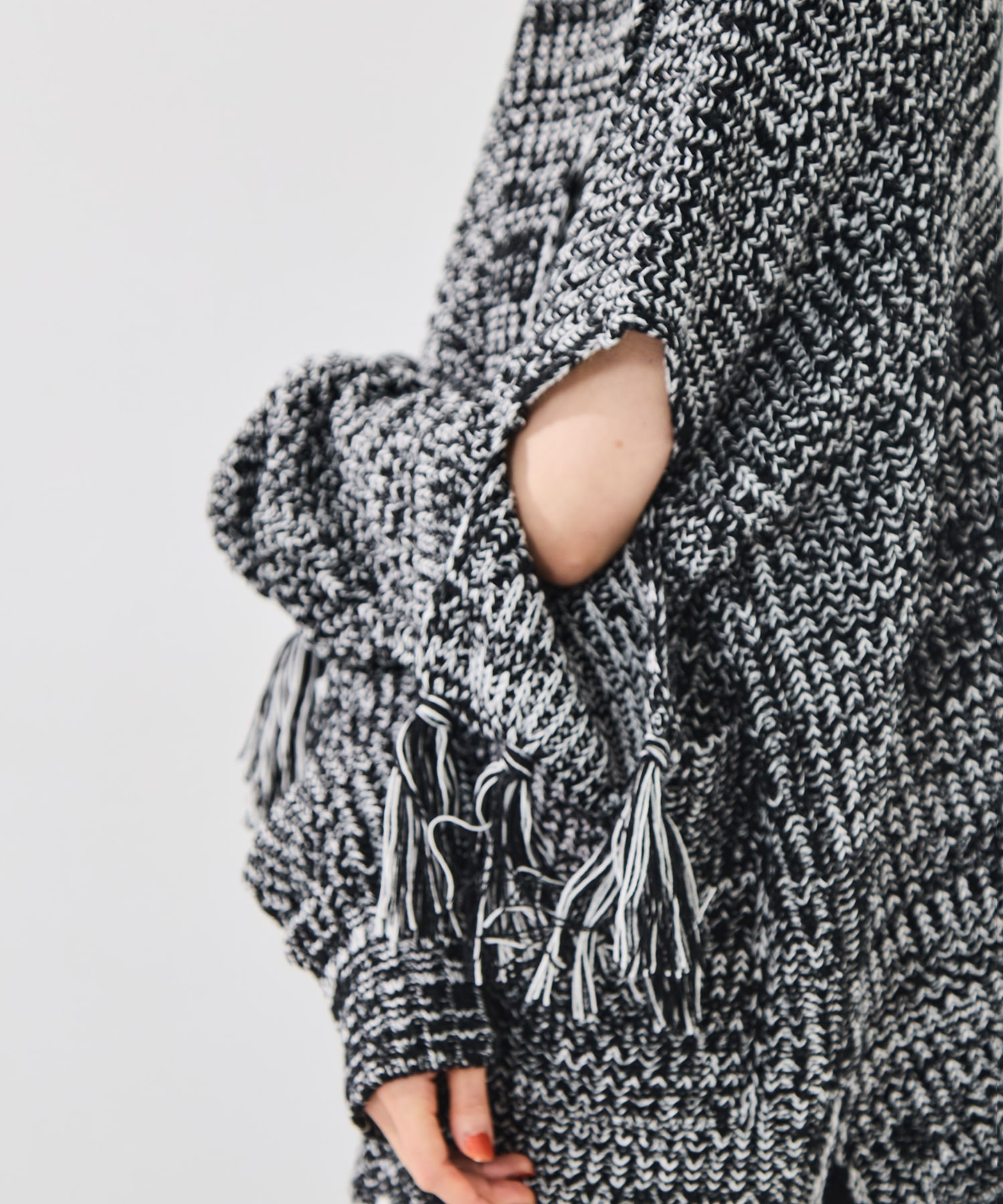 Fringe knit sulvam