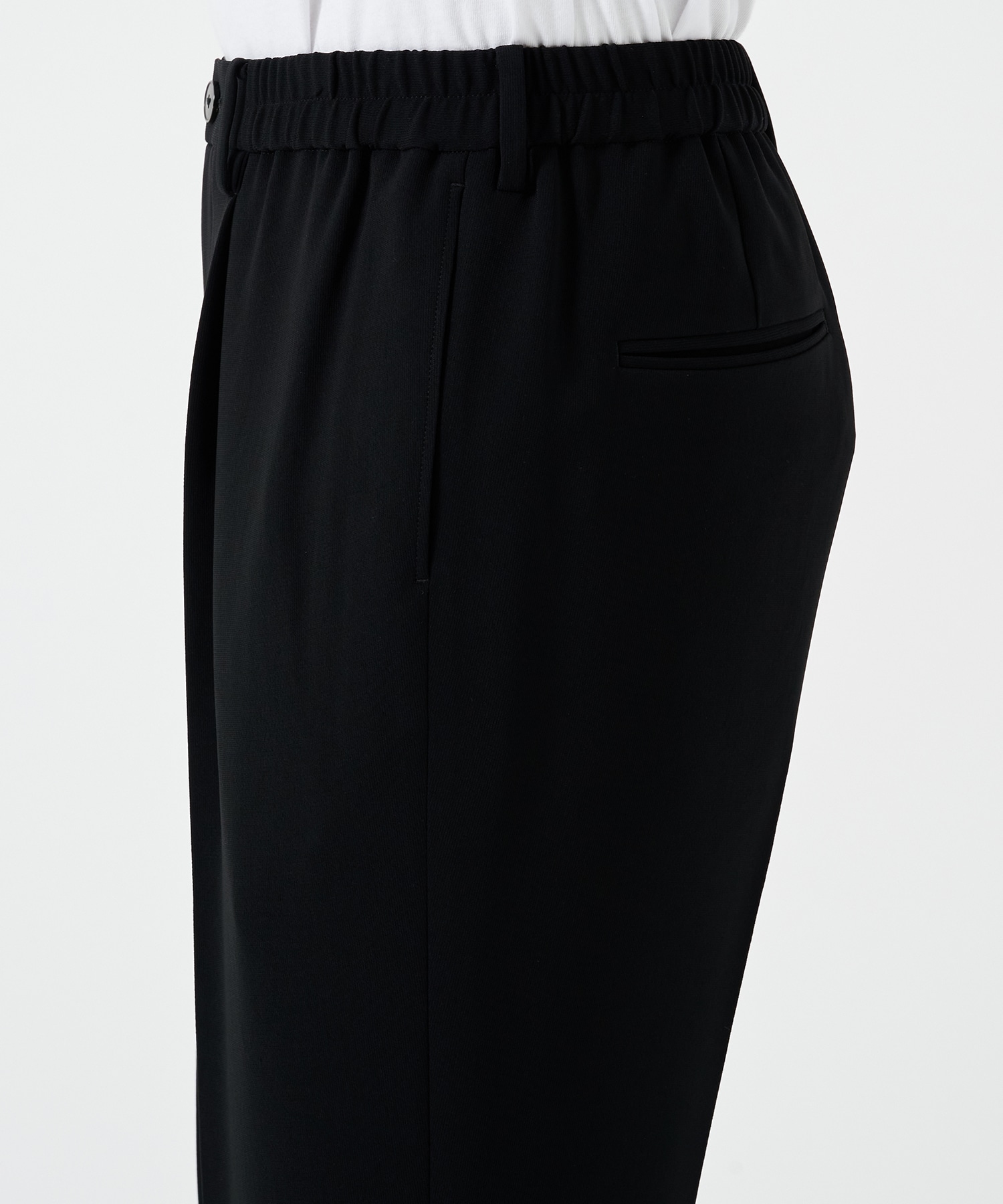 ESSENTIAL WIDE TAPERED PANTS STUDIOUS