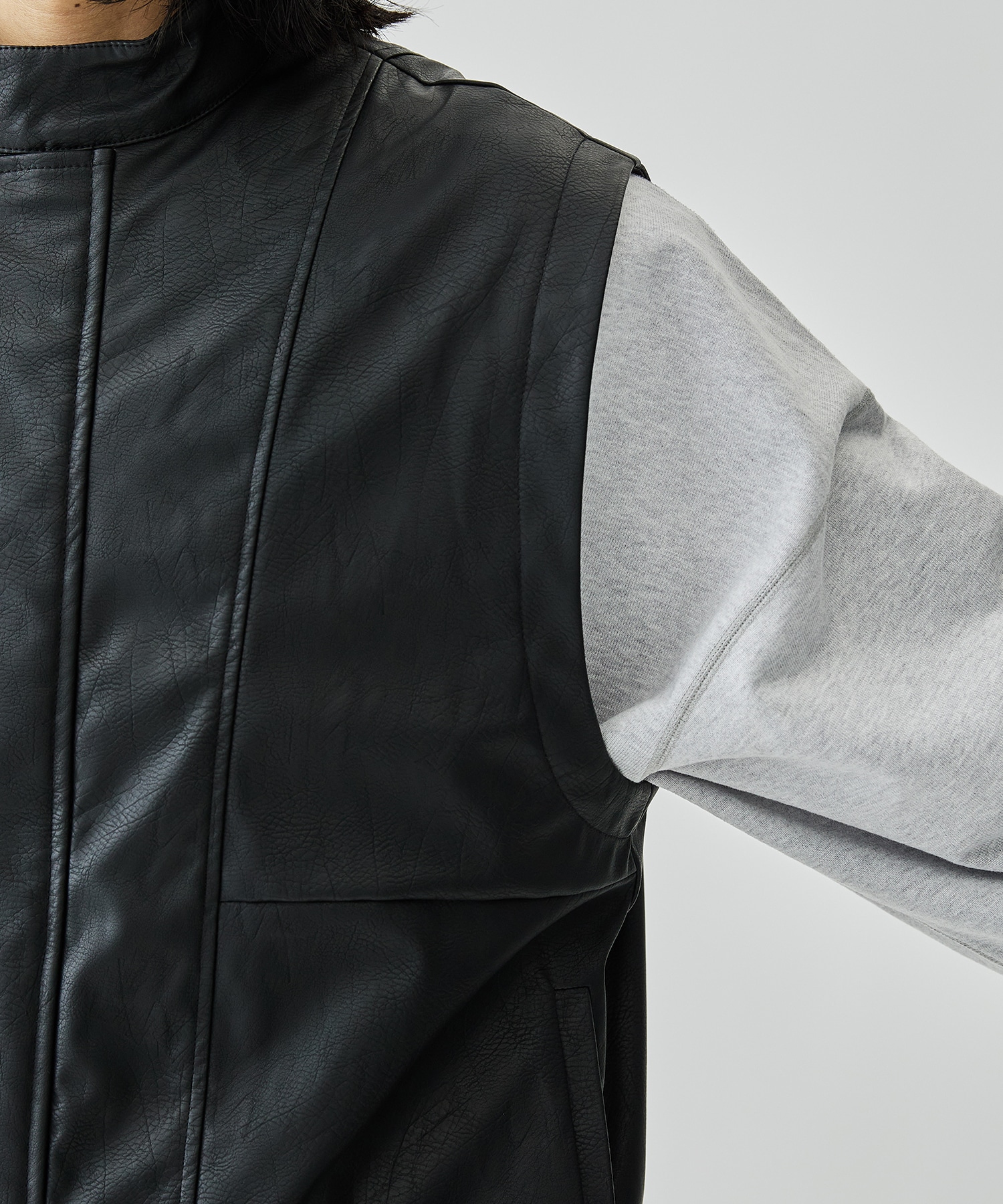 〈別注〉 Eco Leather VEST NOISEMARKER