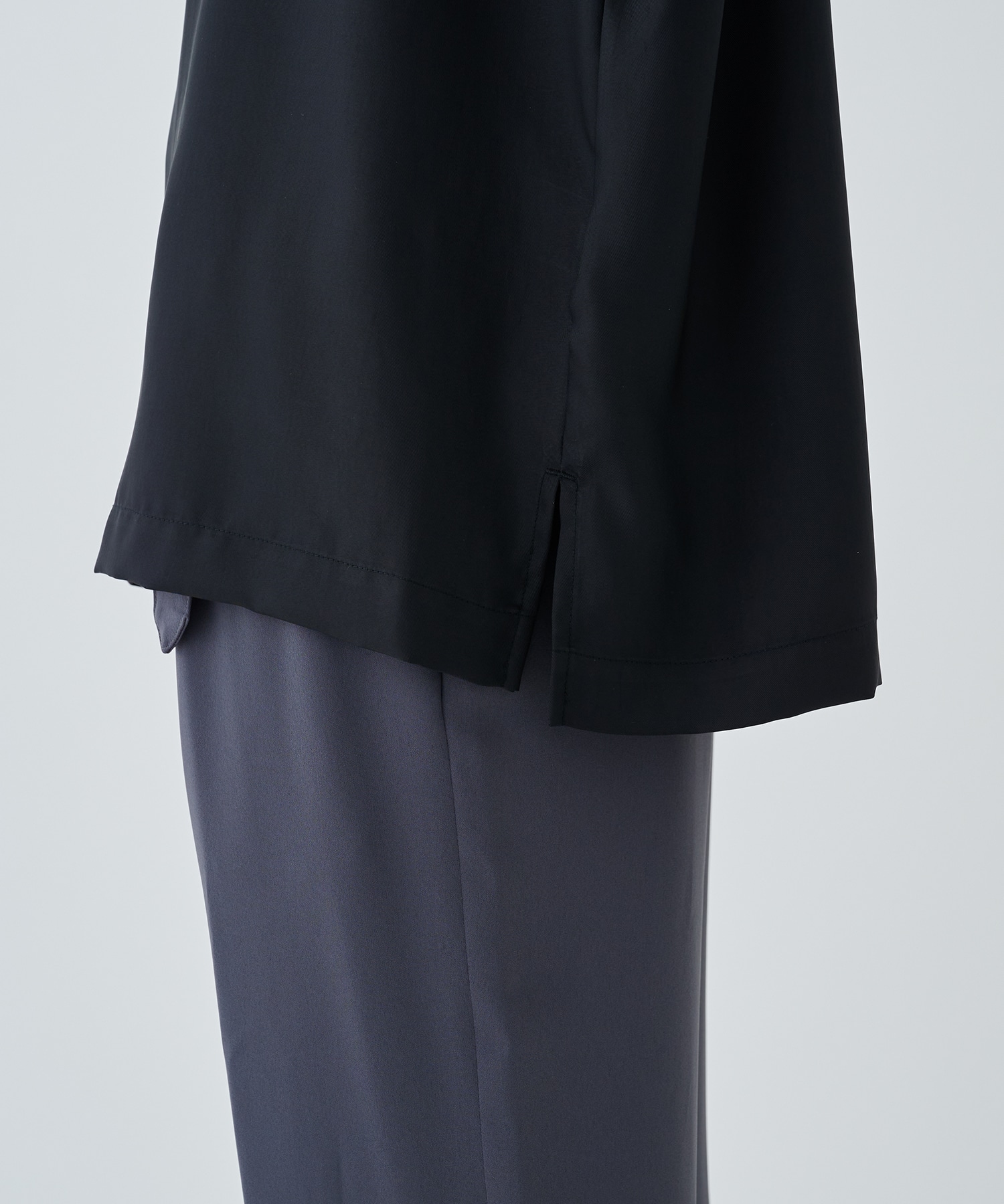 Silky Twill Simple Modern Rib Neck Pullover CULLNI