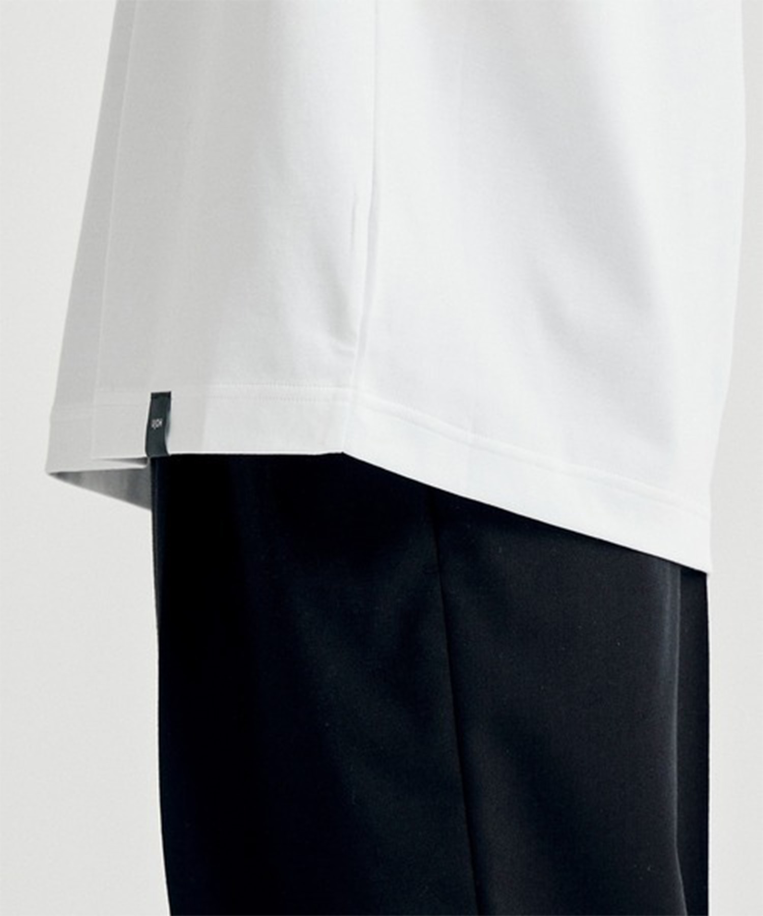 Slit Half Sleeve T UJOH HOMME