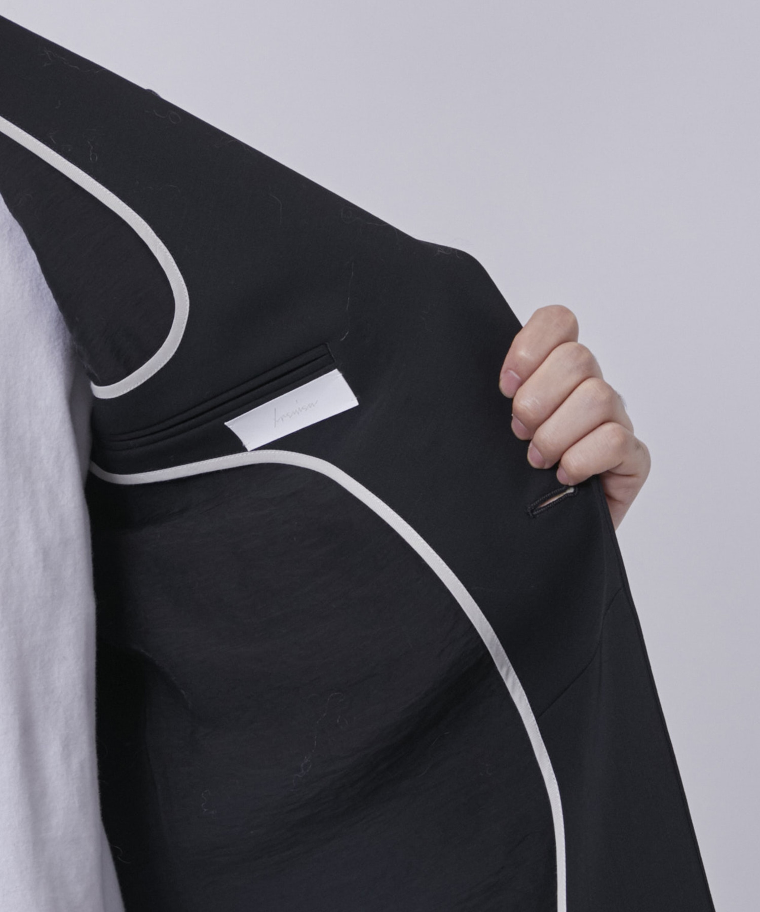 MODIFIED SHAWL COLLAR JACKET IRENISA