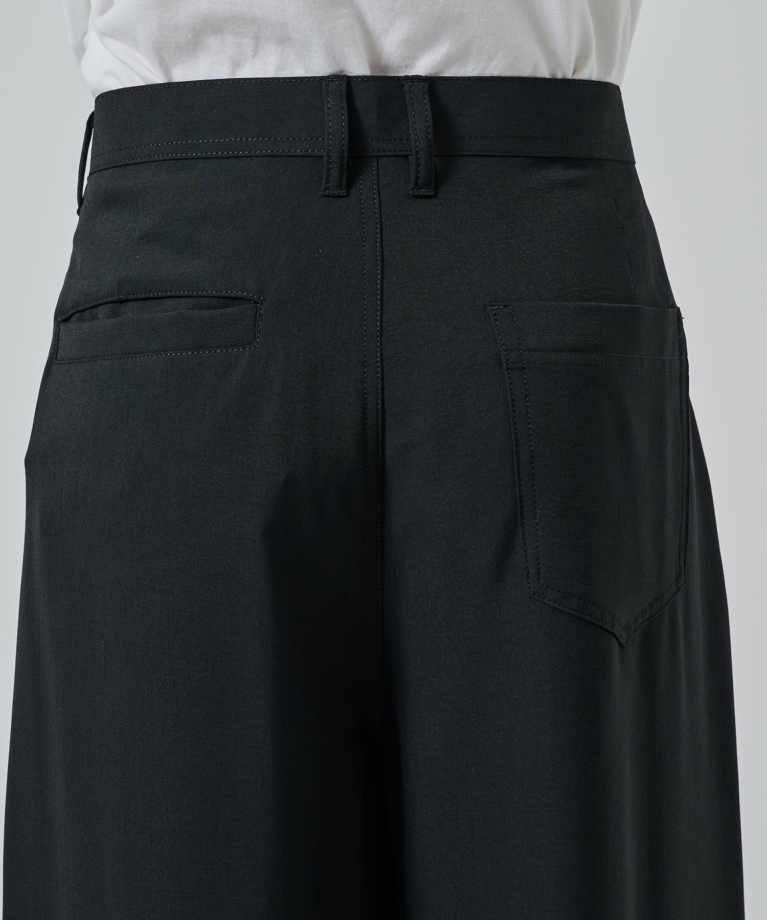 WIDE SLACKS SHAREEF