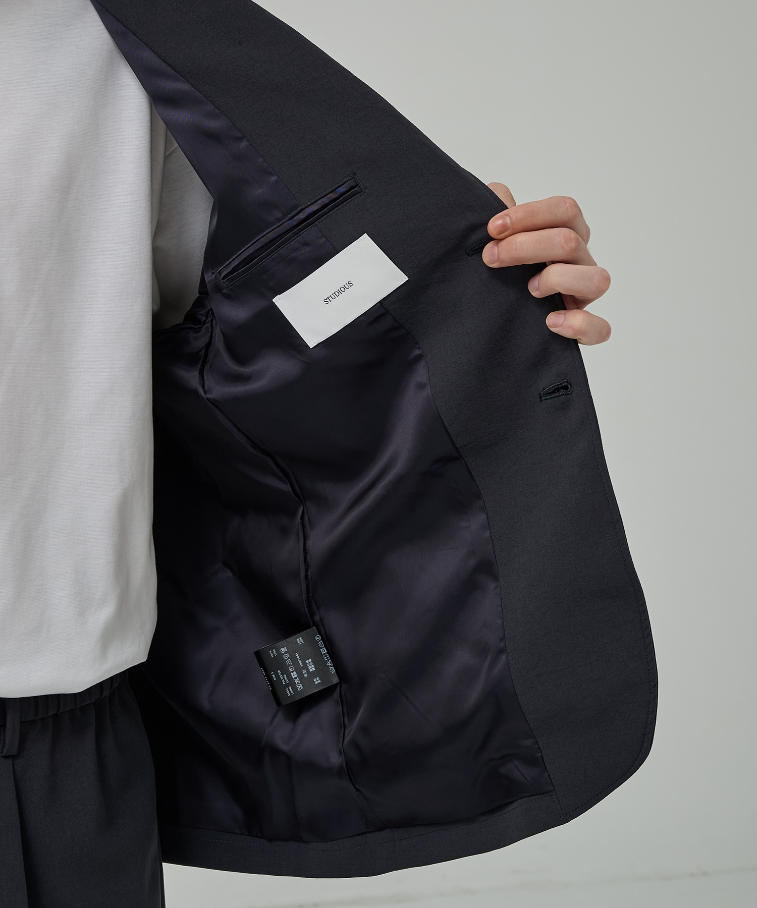DEPTHFUL JACKET STUDIOUS