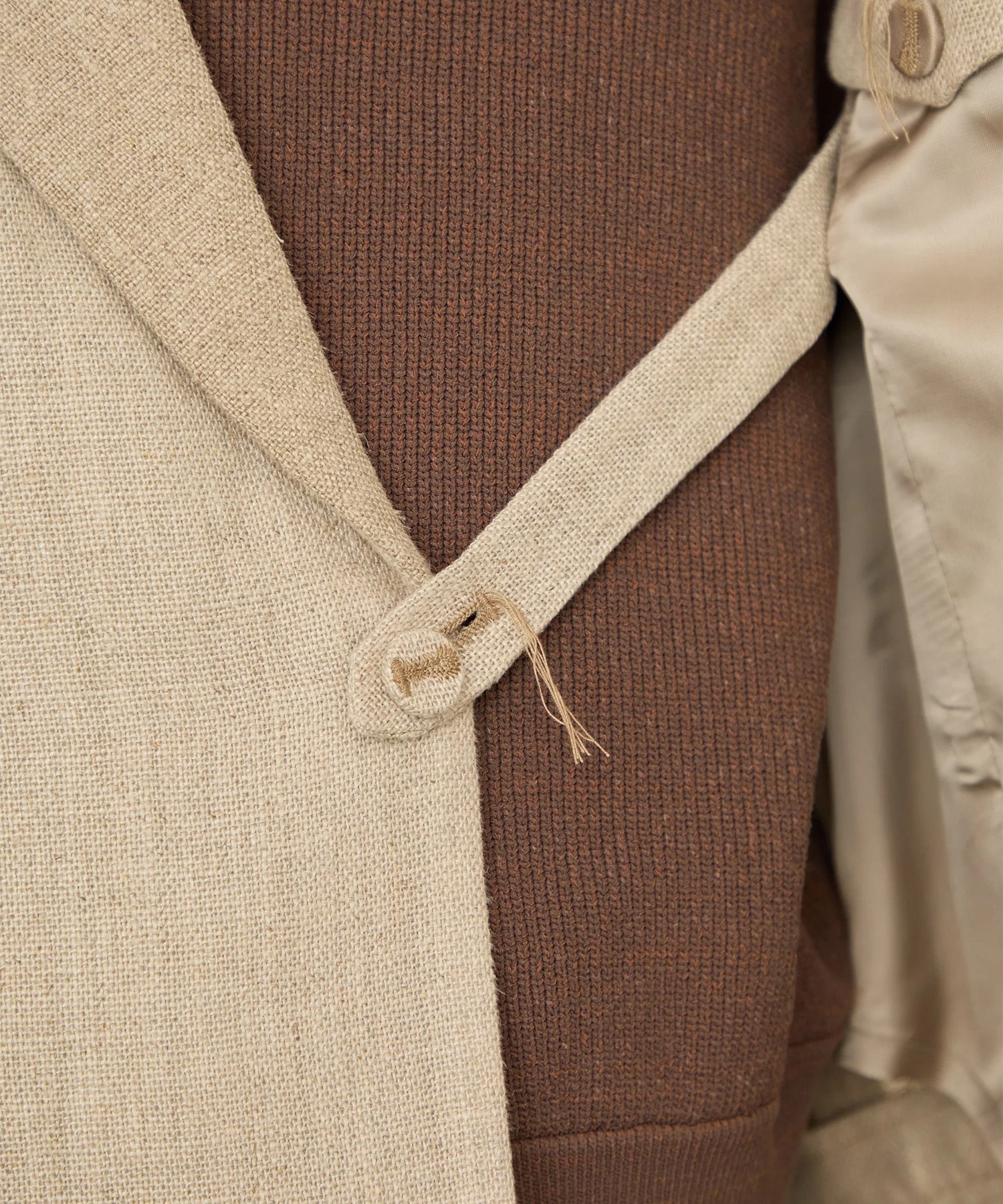 GRANDPA : LINEN JACKET I'm here