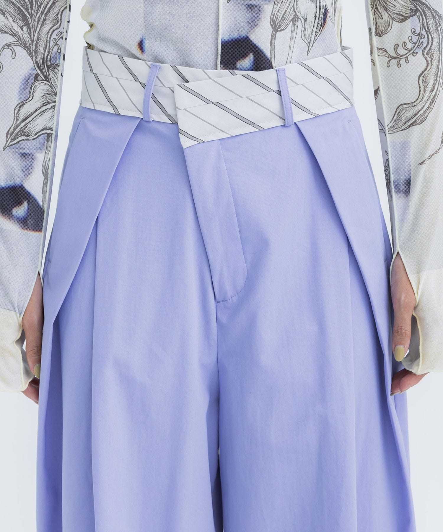 Cotton Tucked Trousers STUDIOUS