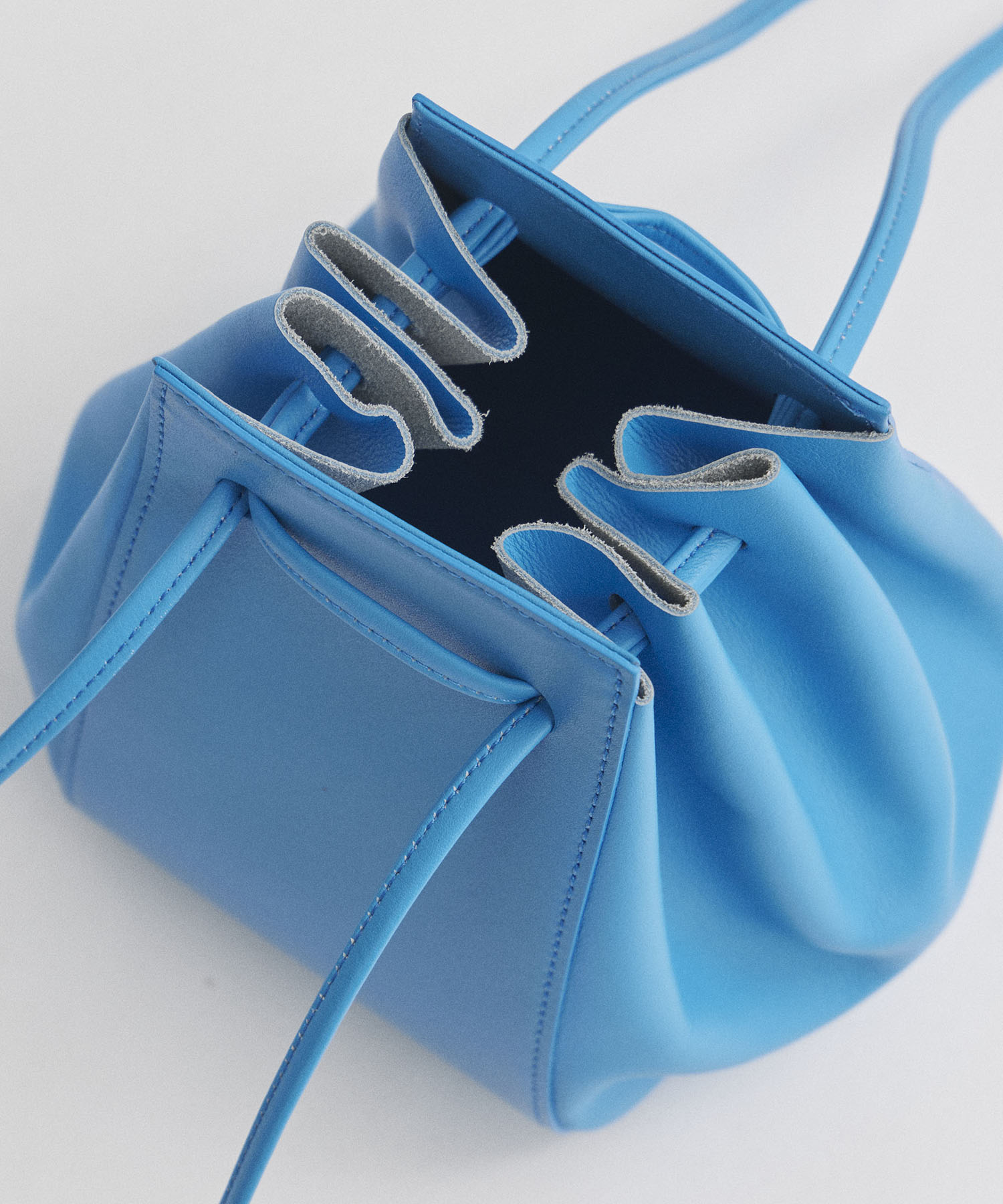 別注レザー巾着BAG COURTNEY ORLA