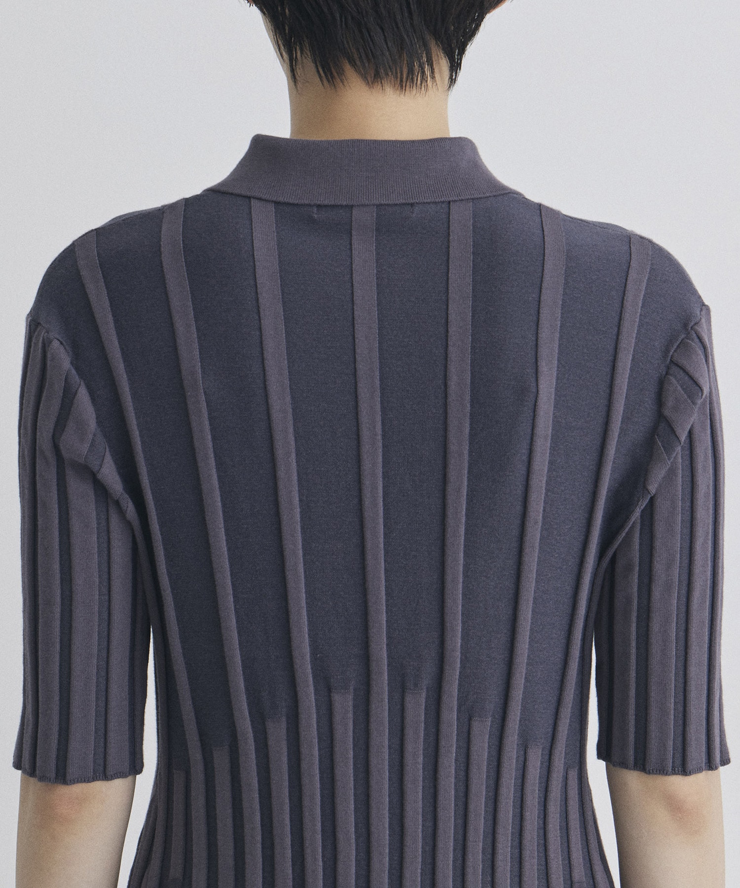 別注HALF SLEEVE ZIP DRESS CINOH