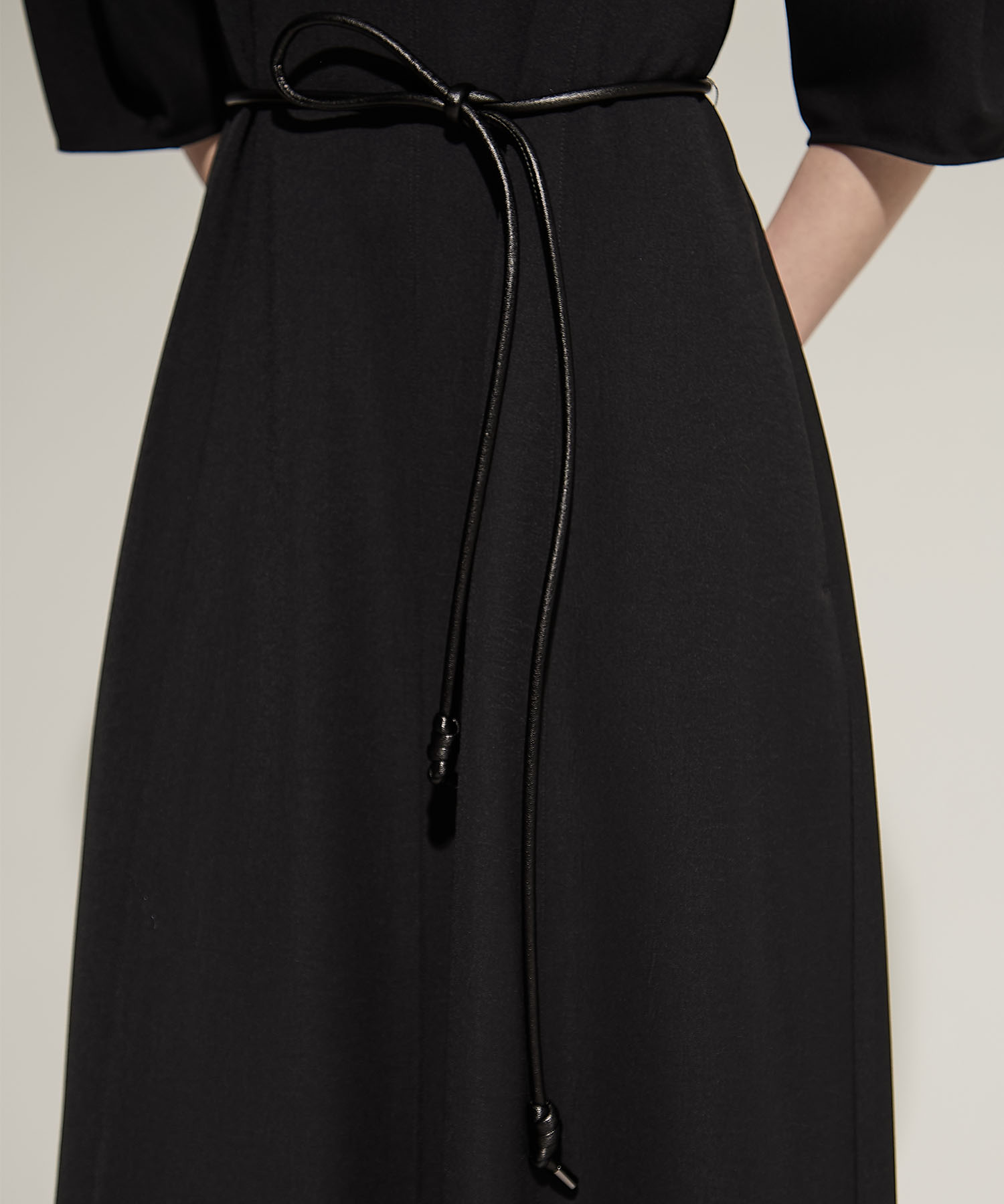 Sesilia lantan sleeve dress BK AKIRANAKA
