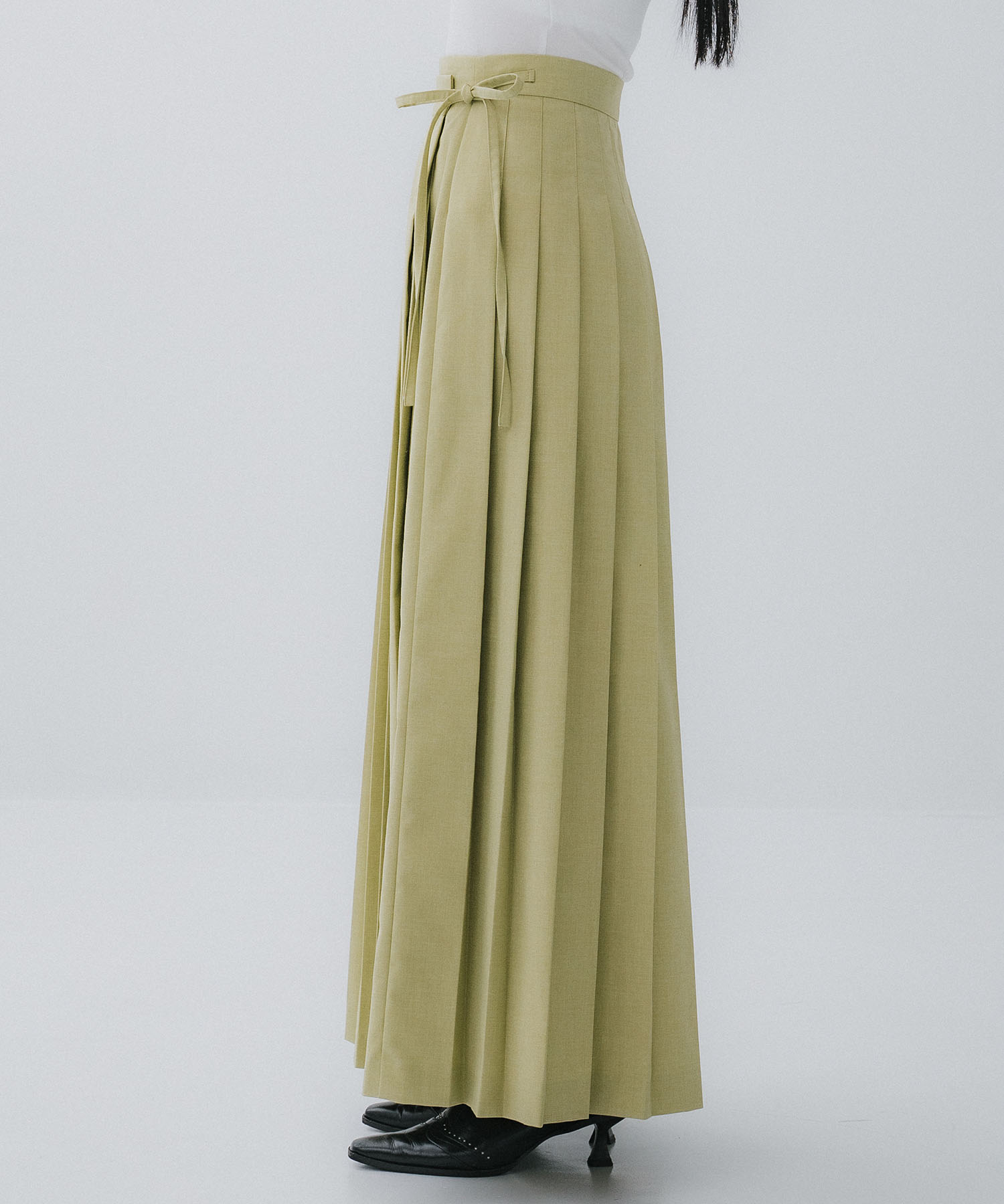 SHORT JACKET WITH PLEATS WRAP SKIRT AMERI