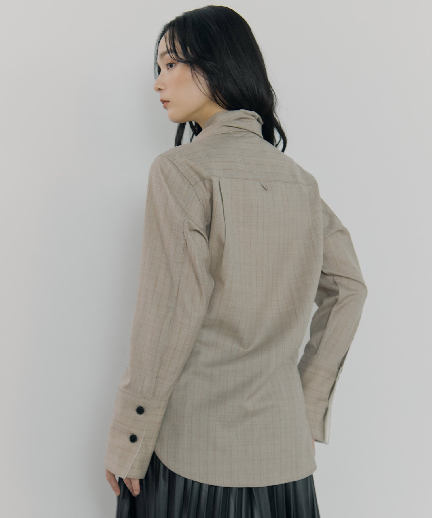 Waist Tucked Wool Shirt STUDIOUS