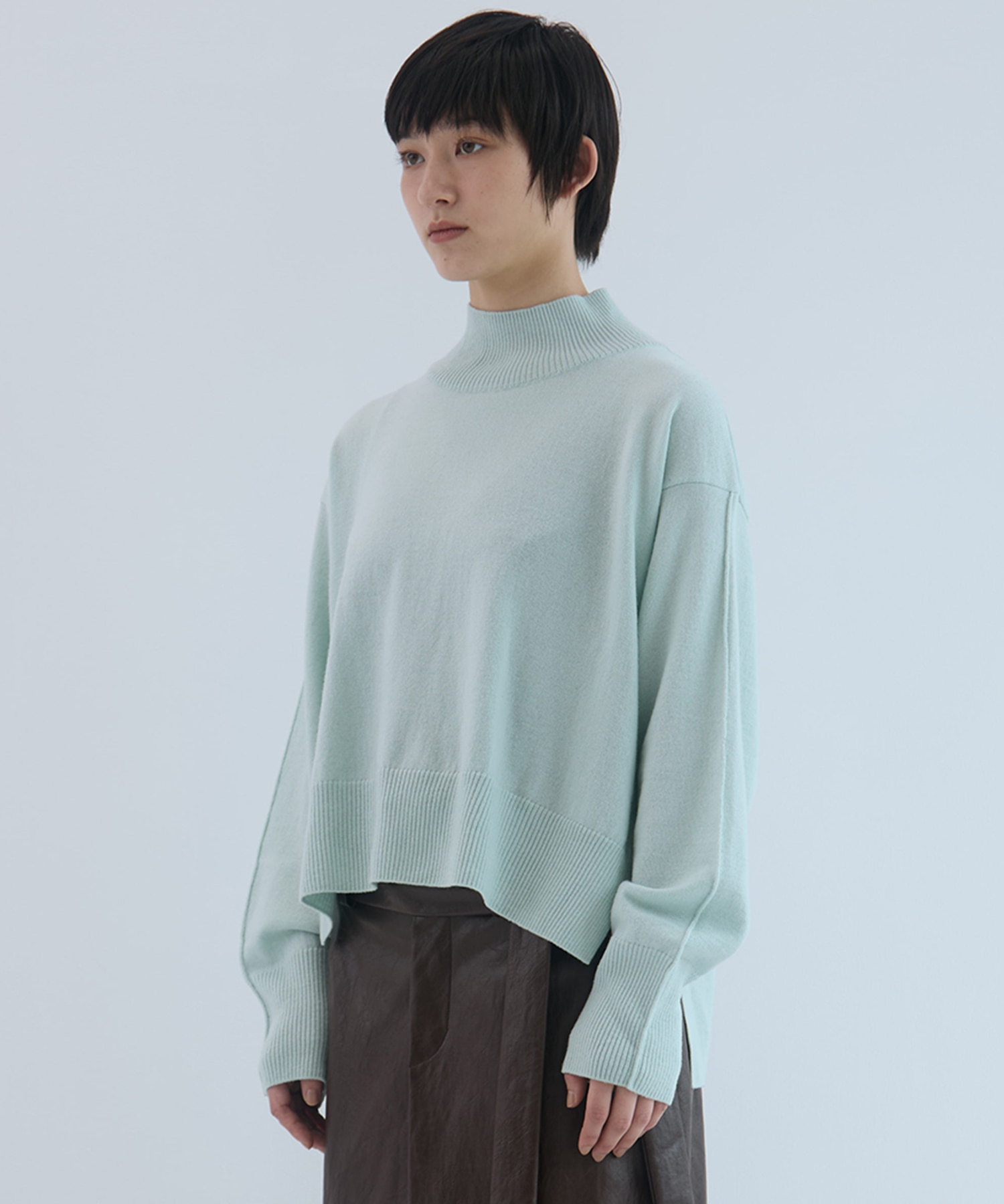 Merino Wool Turtle Neck Knit STUDIOUS