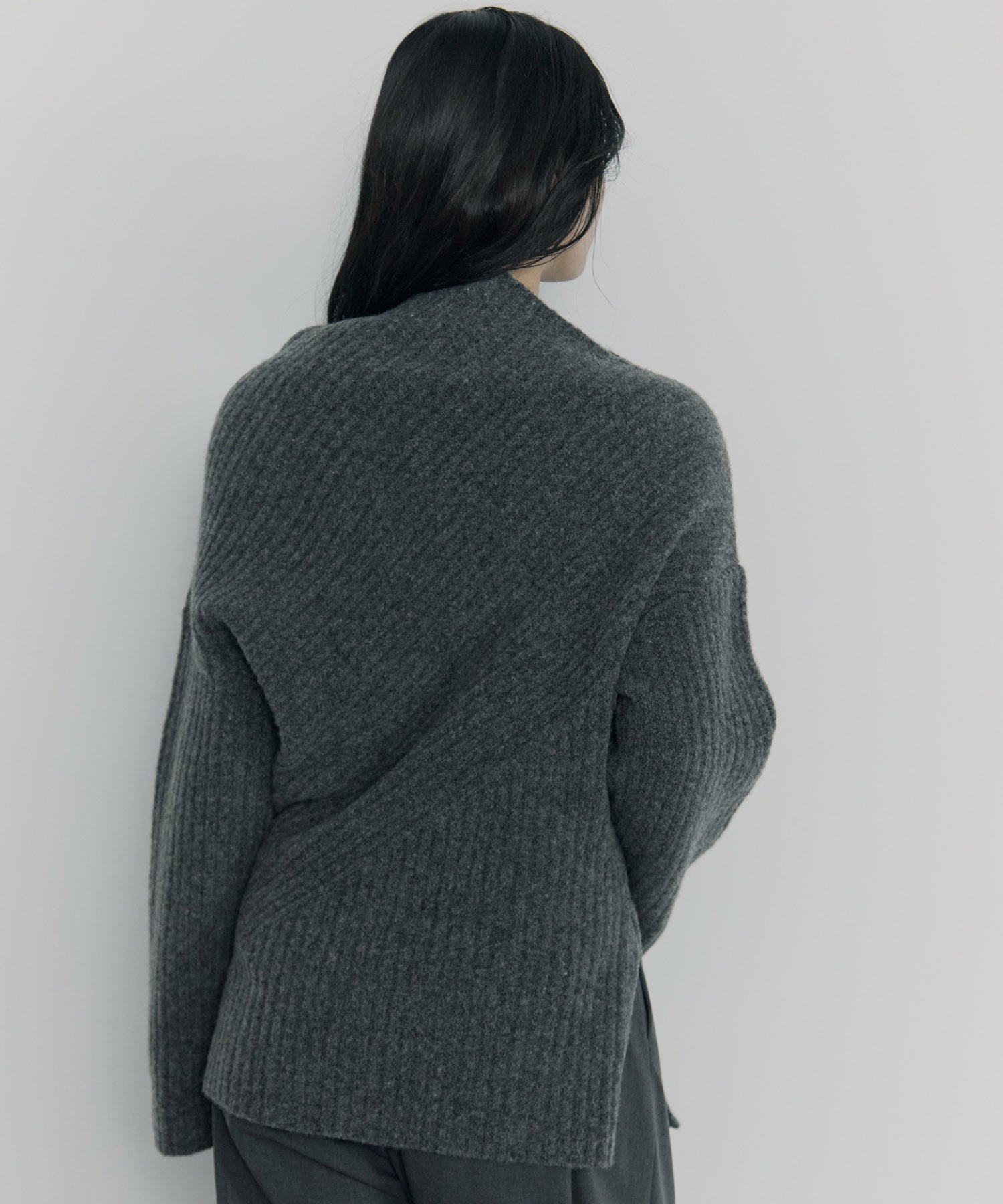 Unbalance Knit UJOH