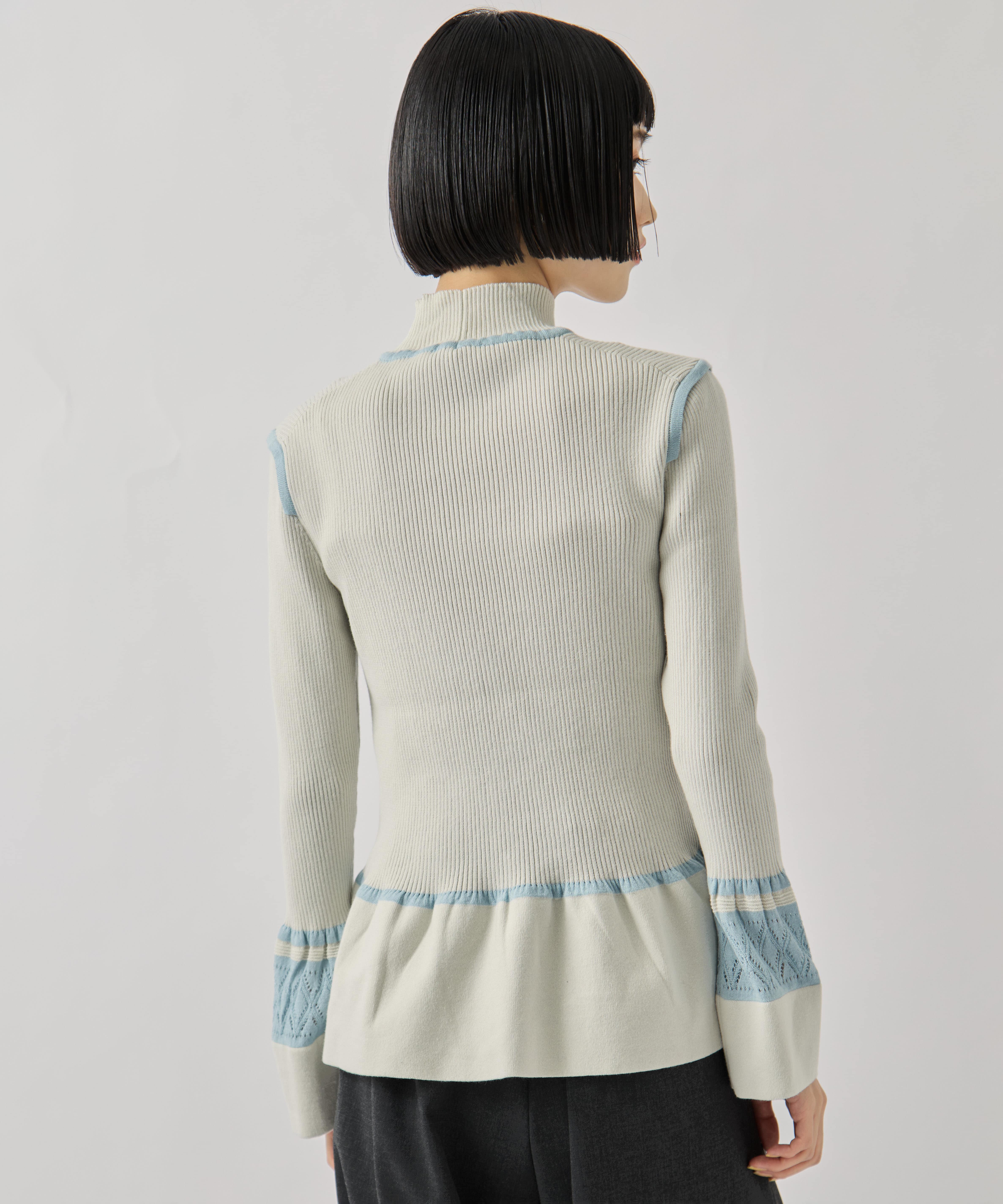 LACE FLARE KNIT TAN