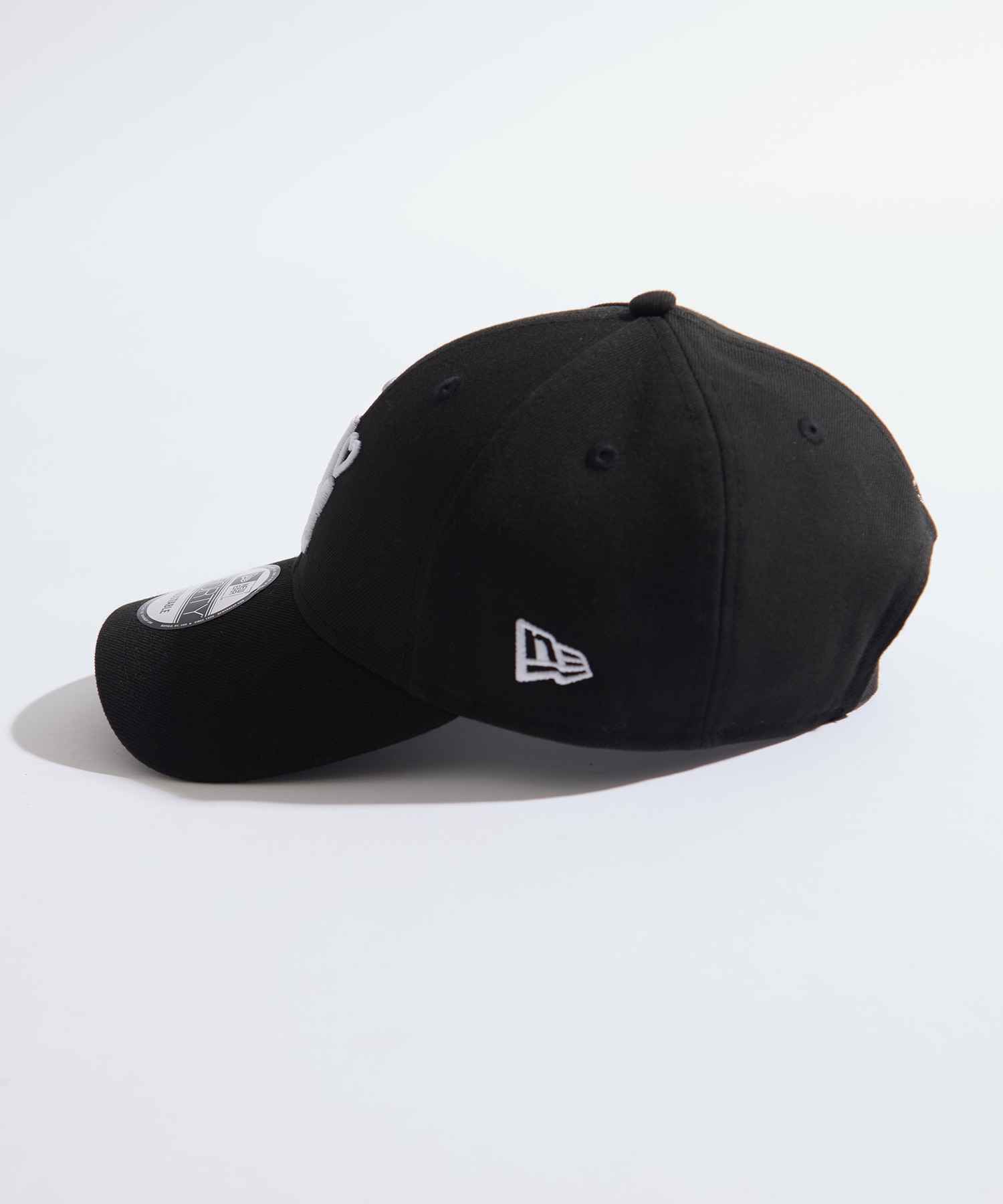 x Newera Dodgers CapBLK BASICKS