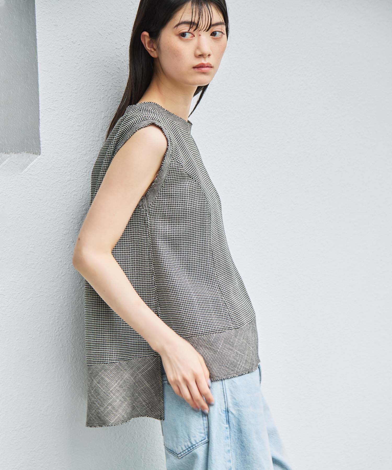 Sleeveless Washable Mesh Blouse STUDIOUS