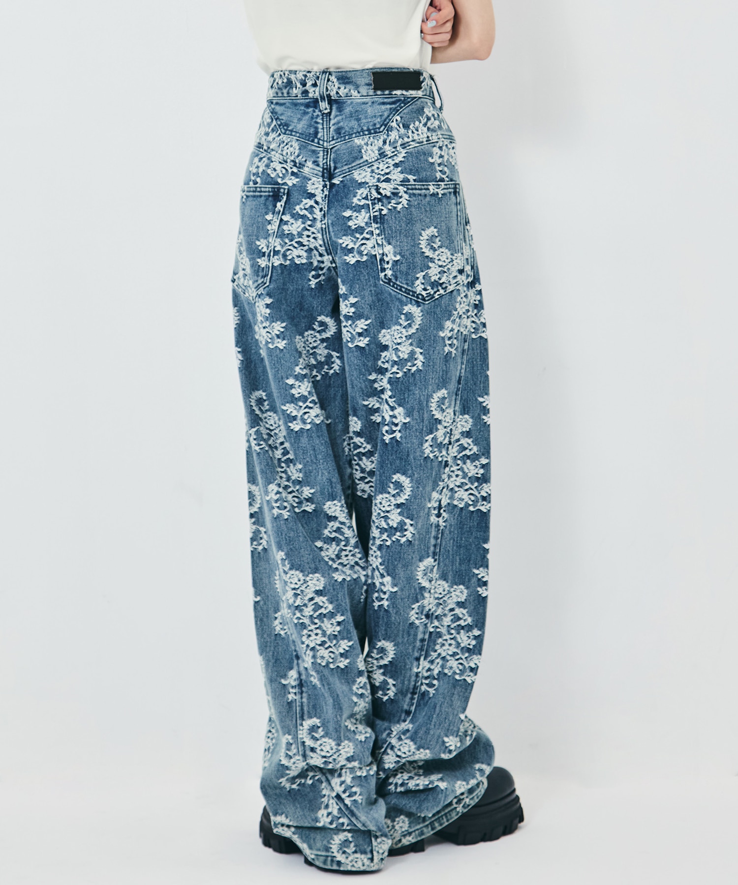 LACE-JACQUARD DENIM STRAIGHT JEANS FETICO