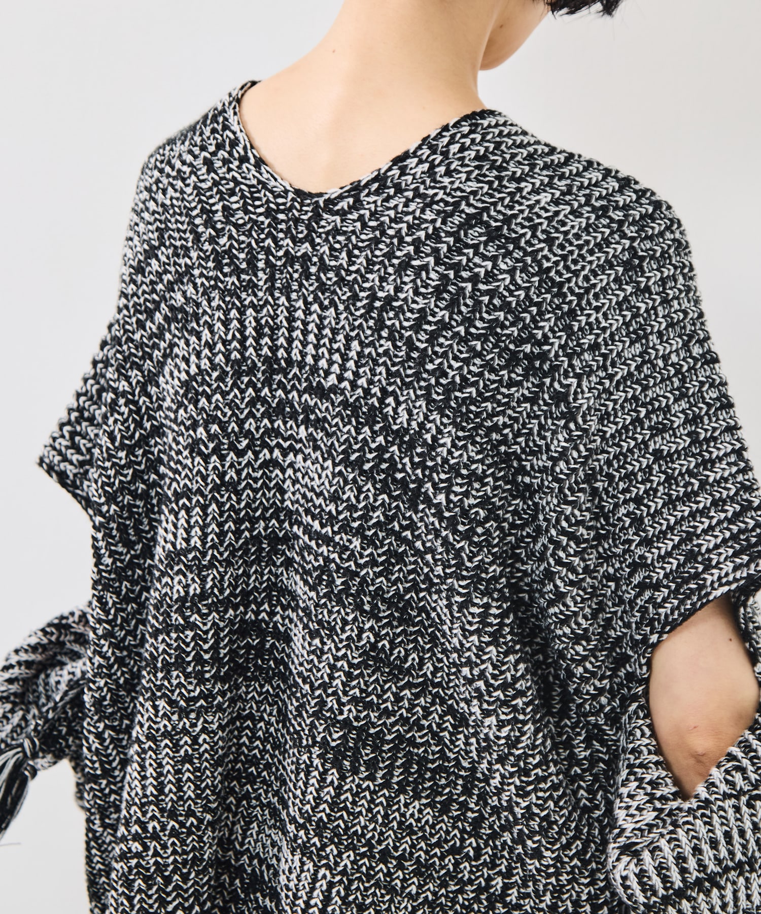 Fringe knit sulvam