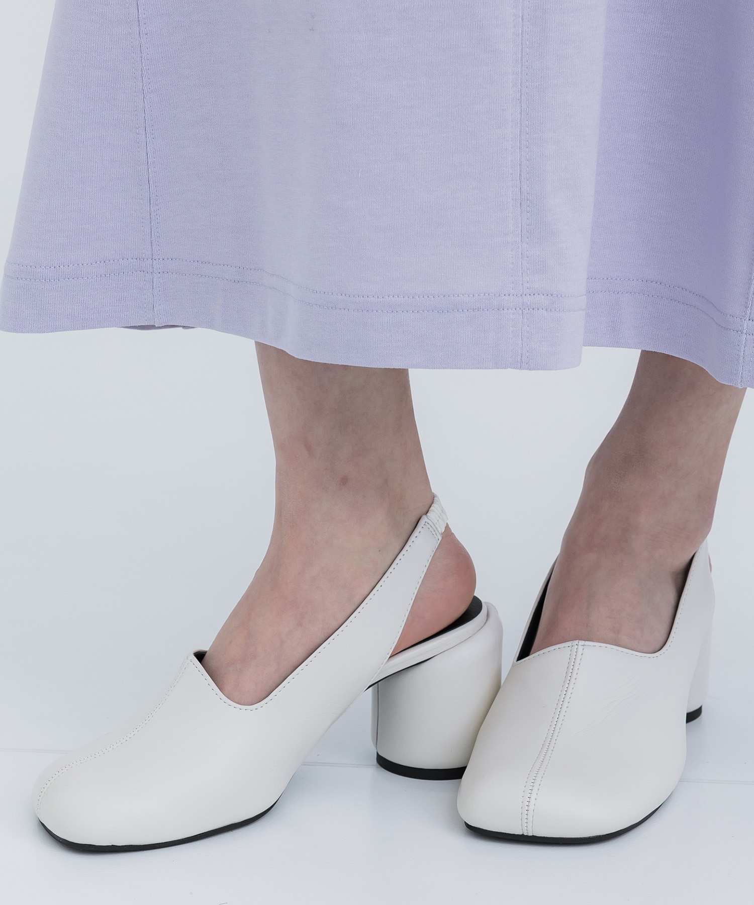 Round Shaped Slingback