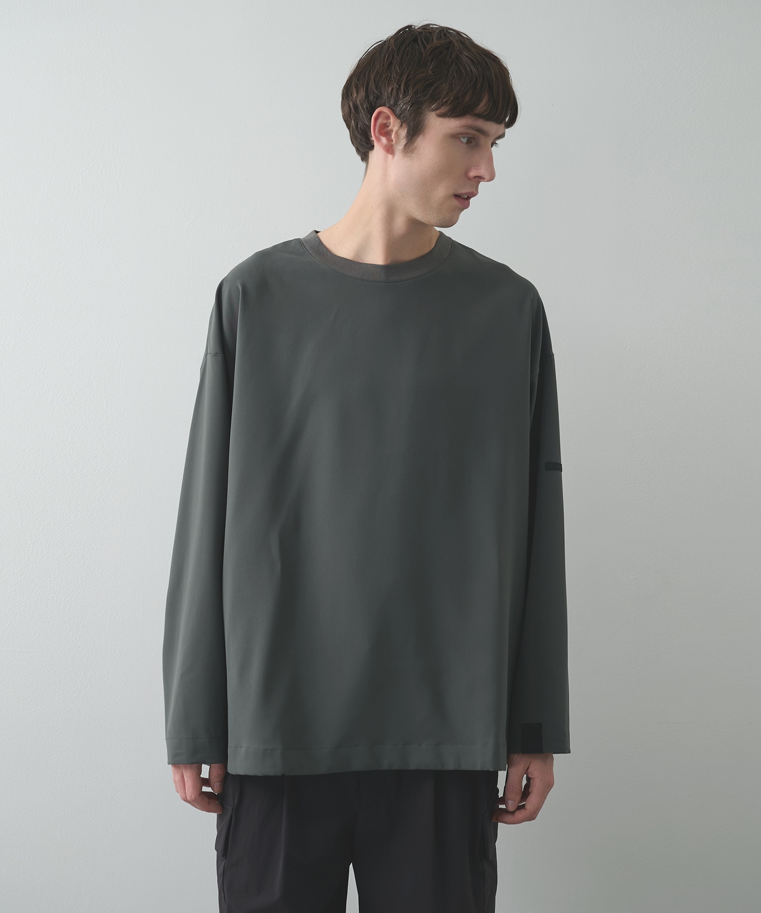 2251-CS14-003 L/S TEE