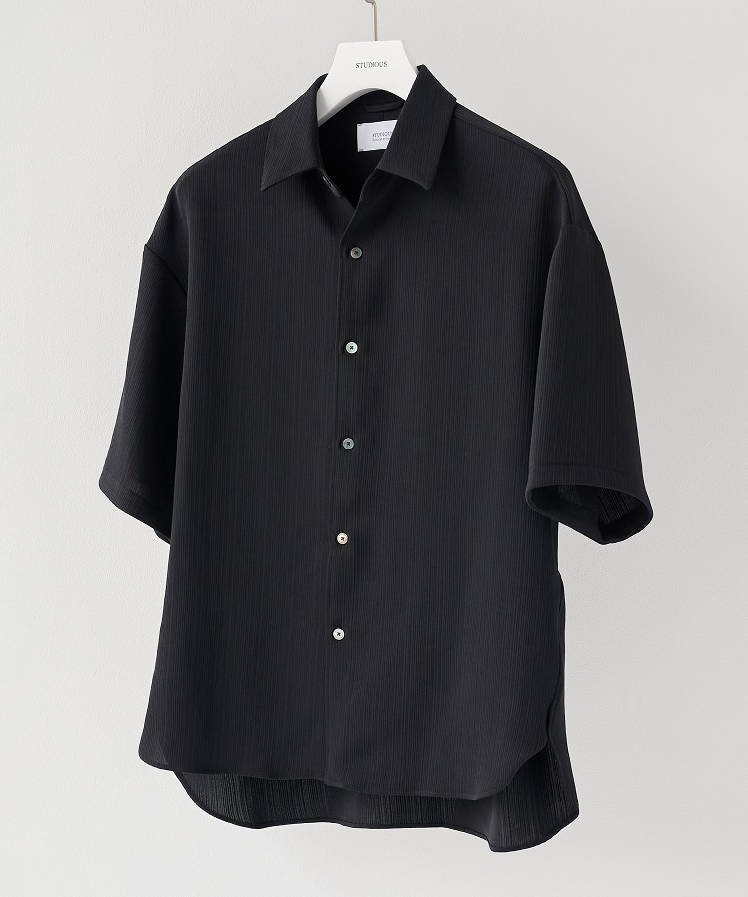 PLEATS SHIRTS