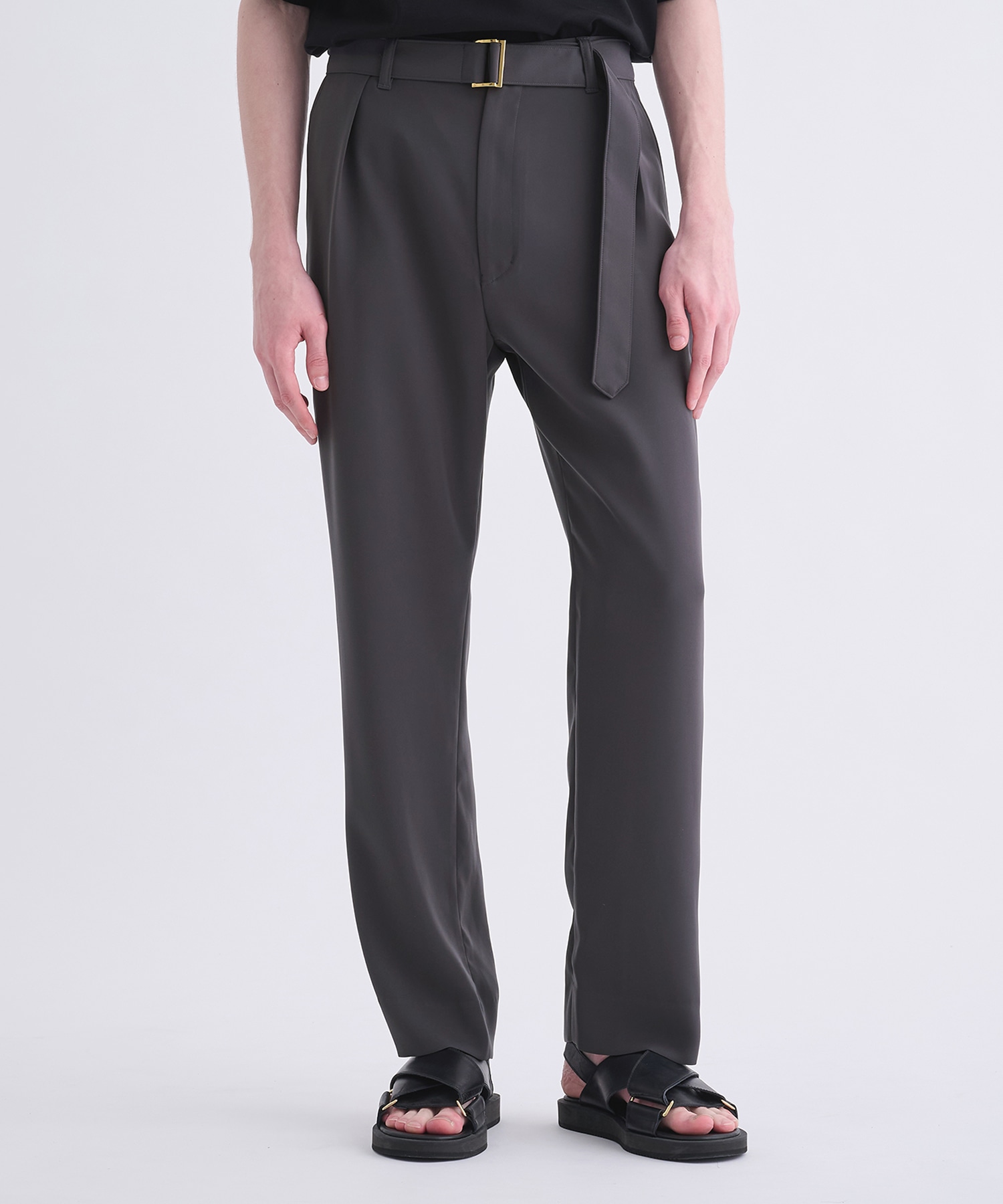 Dry Double Satin 1Tuck Pant with Long Belt
