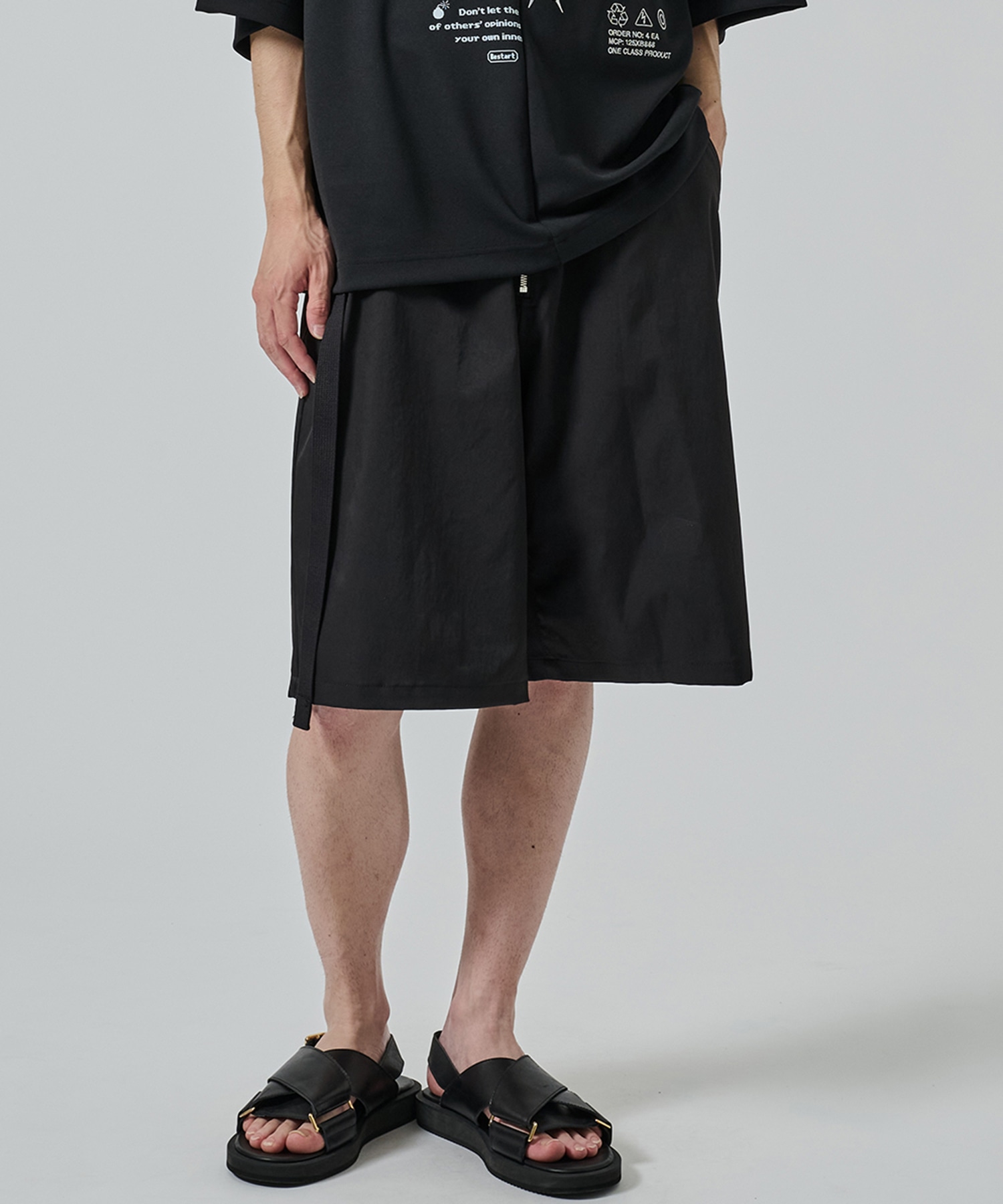 CORD SHORTS