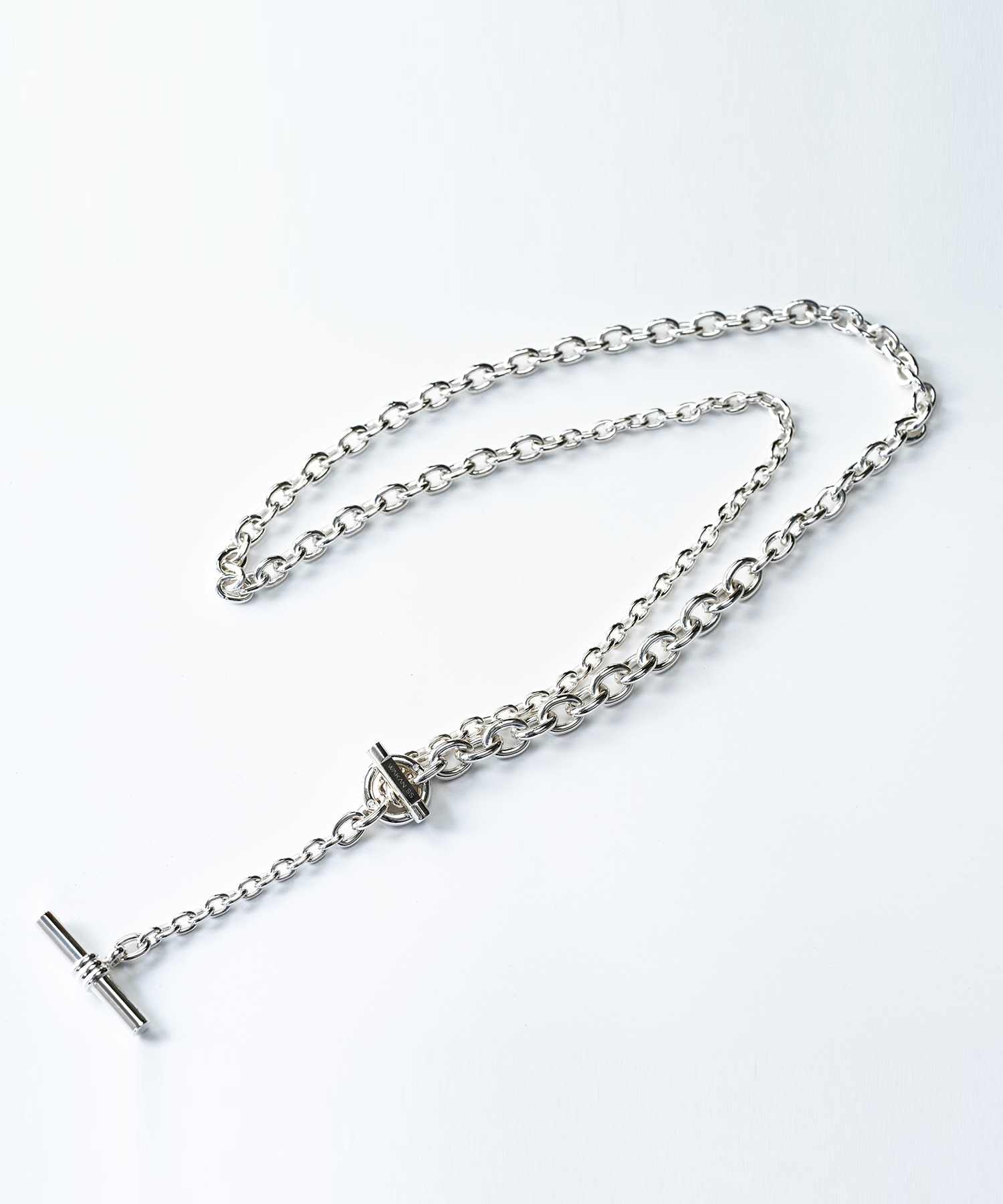 C-030 　Hang down necklace gradually