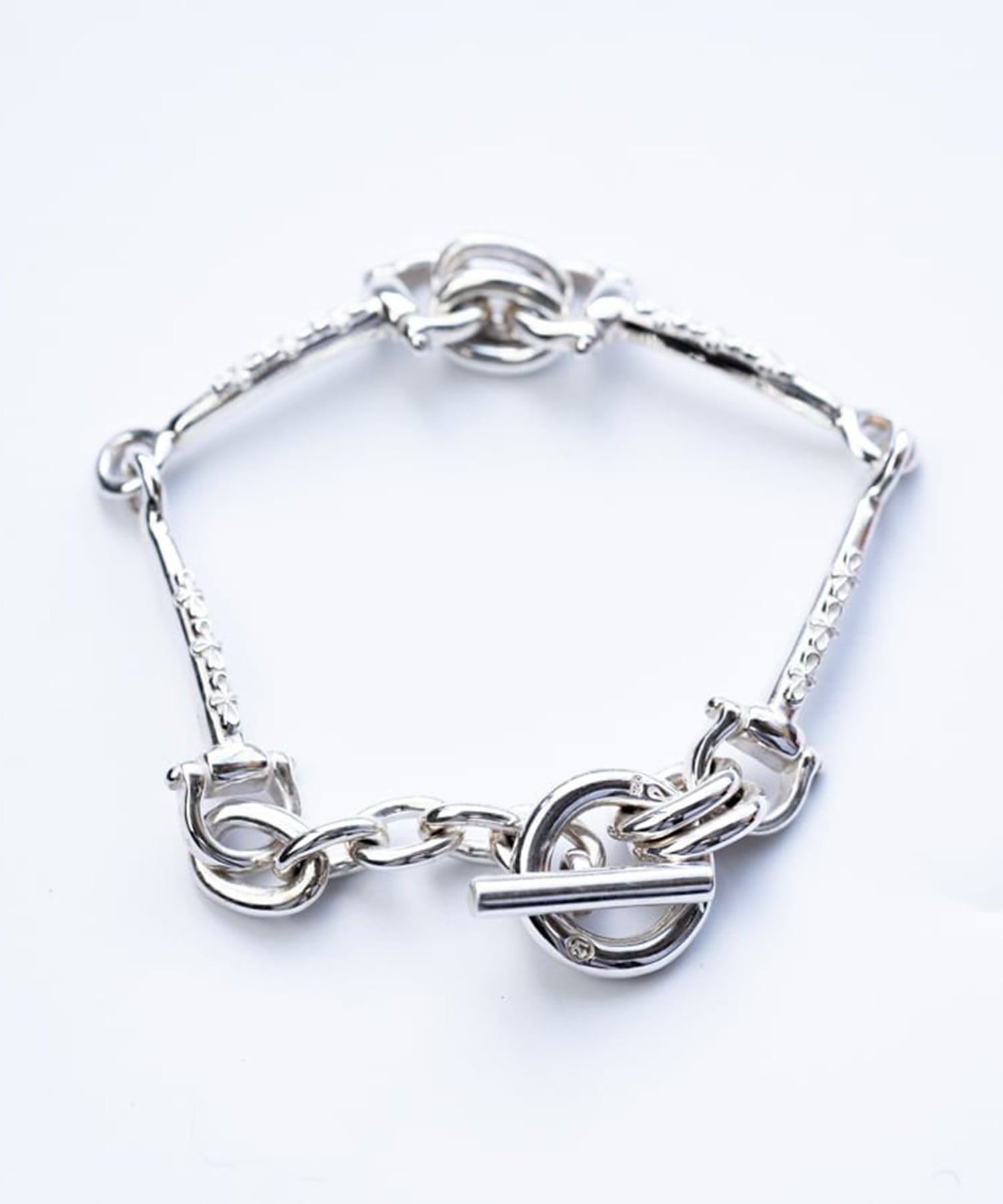 BN-083 Horse bit bracelet (elongated)