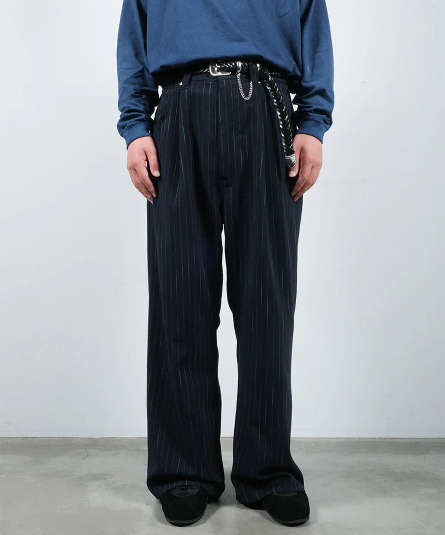 STRIPE WIDE ONE TUCK PANTS