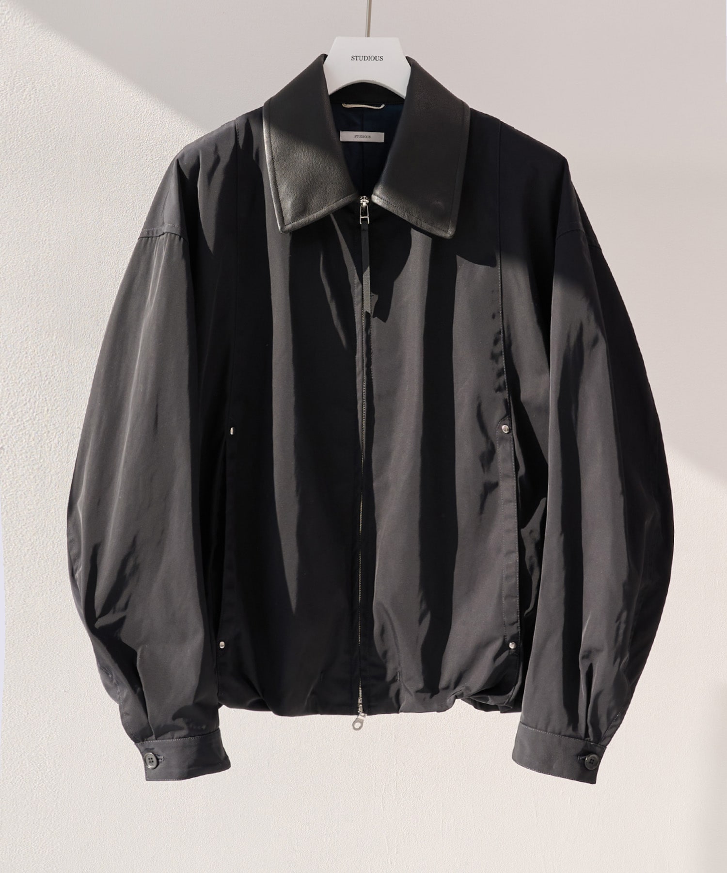 Leather collar Balloon Blouson