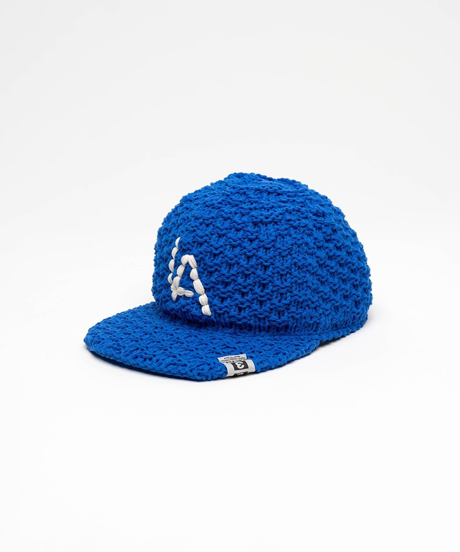 A16AC402 KNIT CAP