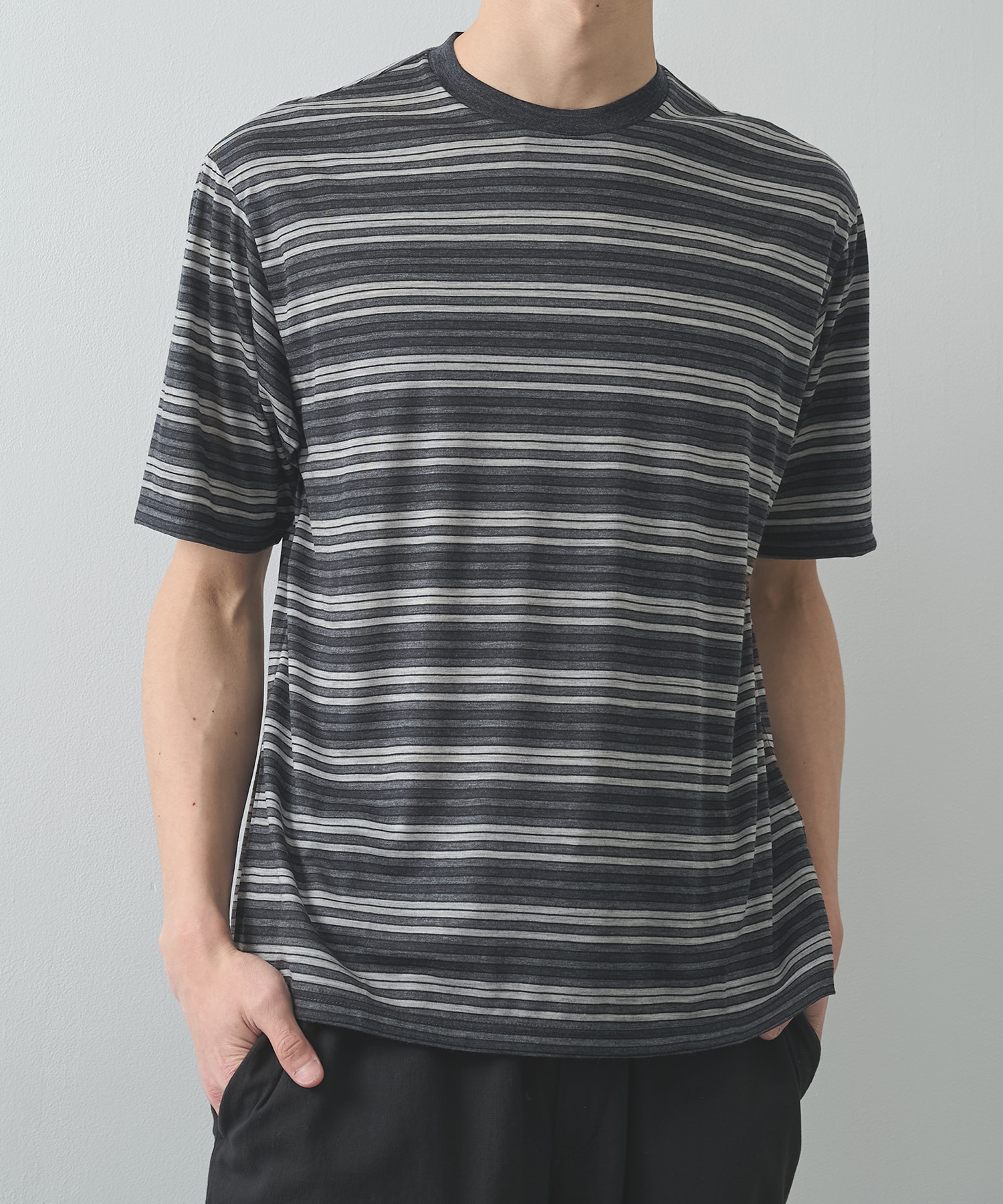 CREW NECK TEE