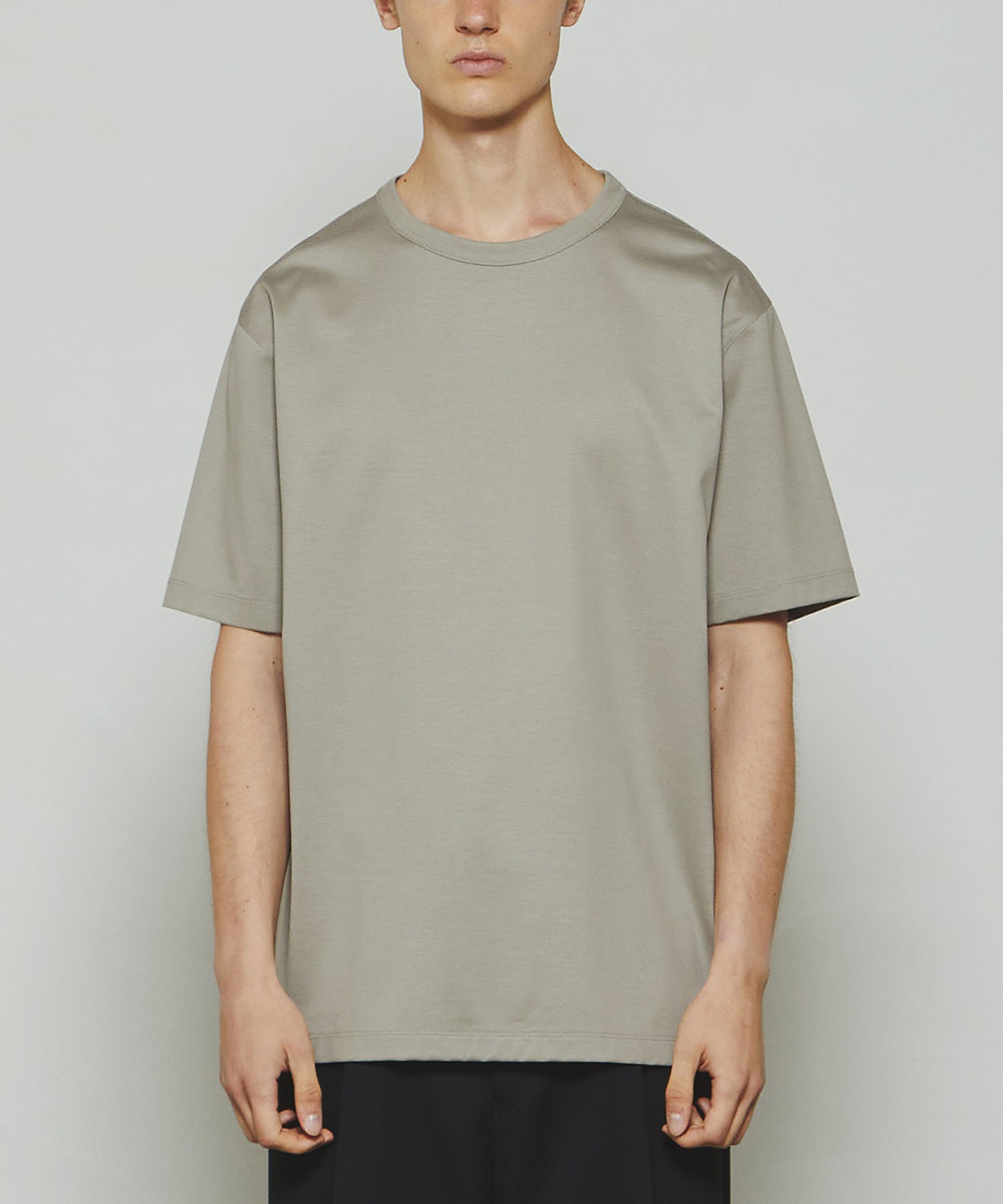 THE T-SHIRT
