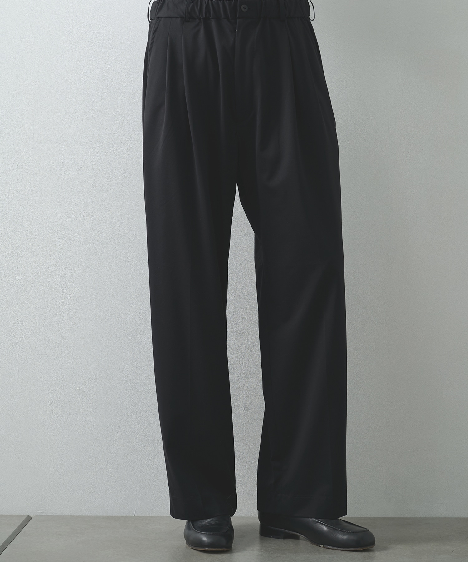 46G Pintuck Pants