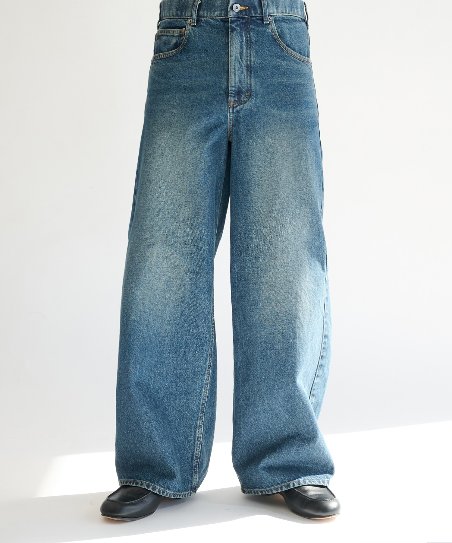 BLEACH OVERDYE DENIM JEANS