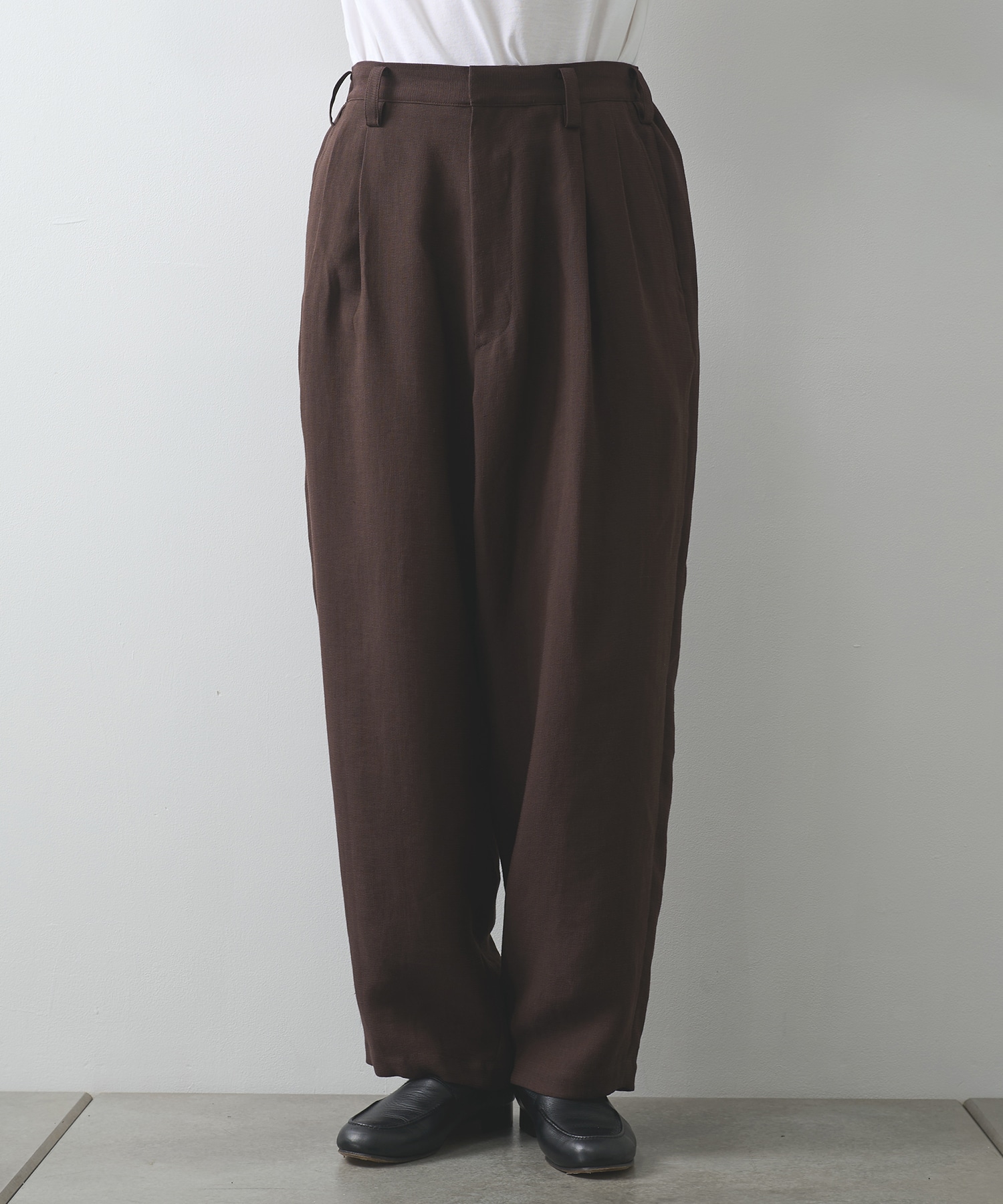 Wide 2 Tuck PNT