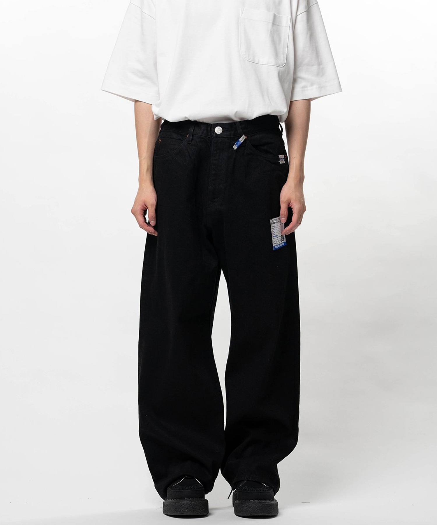 ONE WASHED SELVAGE DENIM BAGGY PANTS