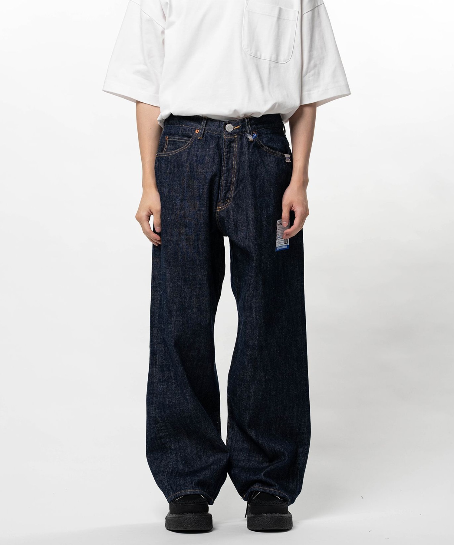 ONE WASHED SELVAGE DENIM BAGGY PANTS