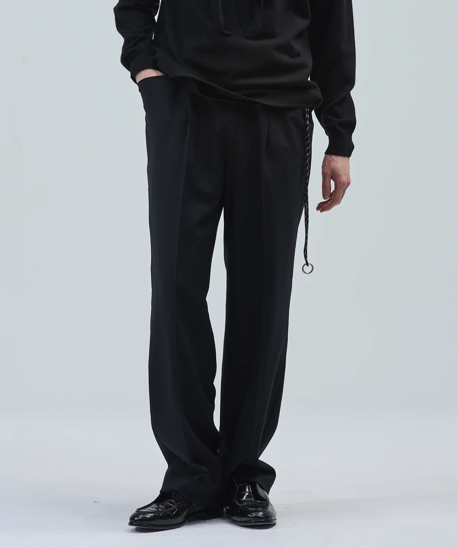 4 Pockets