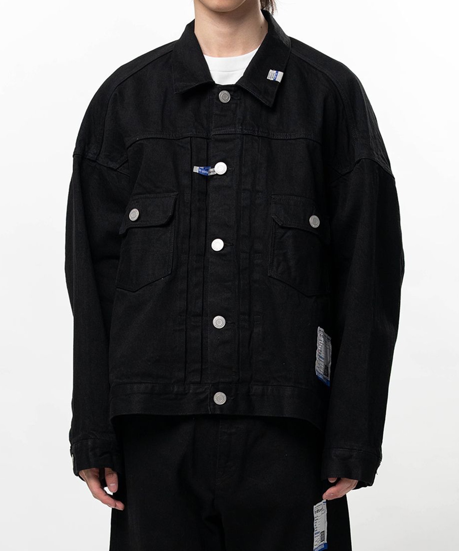 ONE WASHED SELVAGE DENIM JACKET