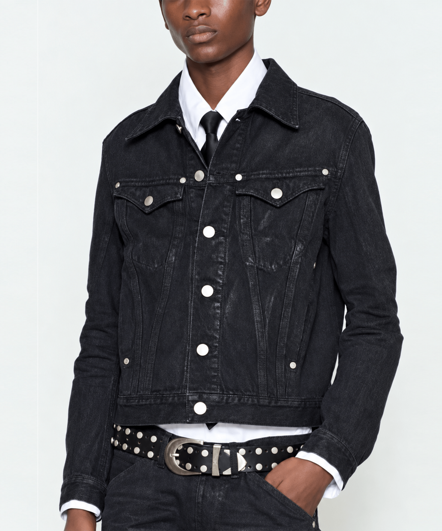 DENIM TRUCKER JACKET