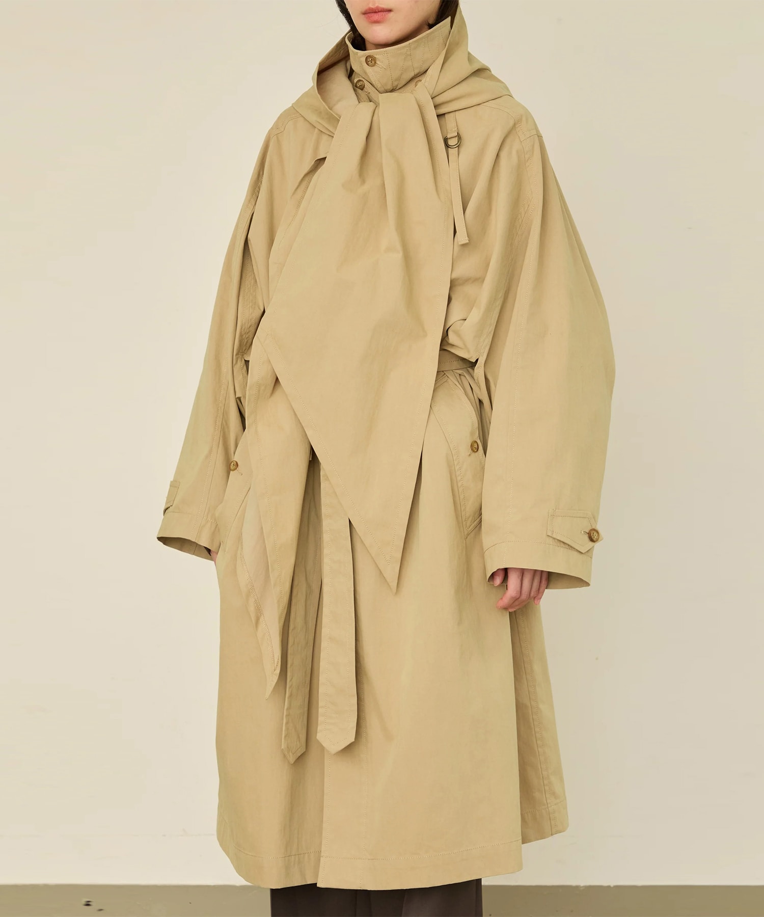 HAOLI TRENCH COAT